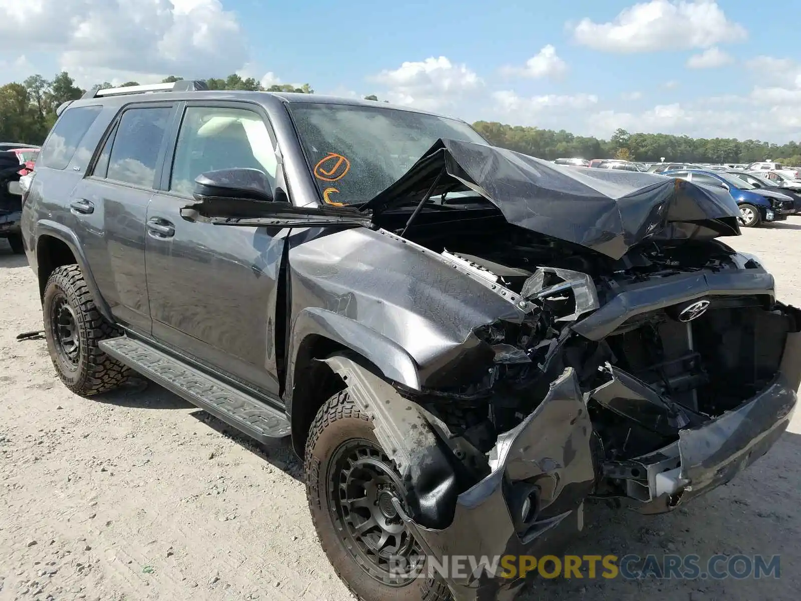 1 Photograph of a damaged car JTEBU5JR8K5671781 TOYOTA 4RUNNER 2019