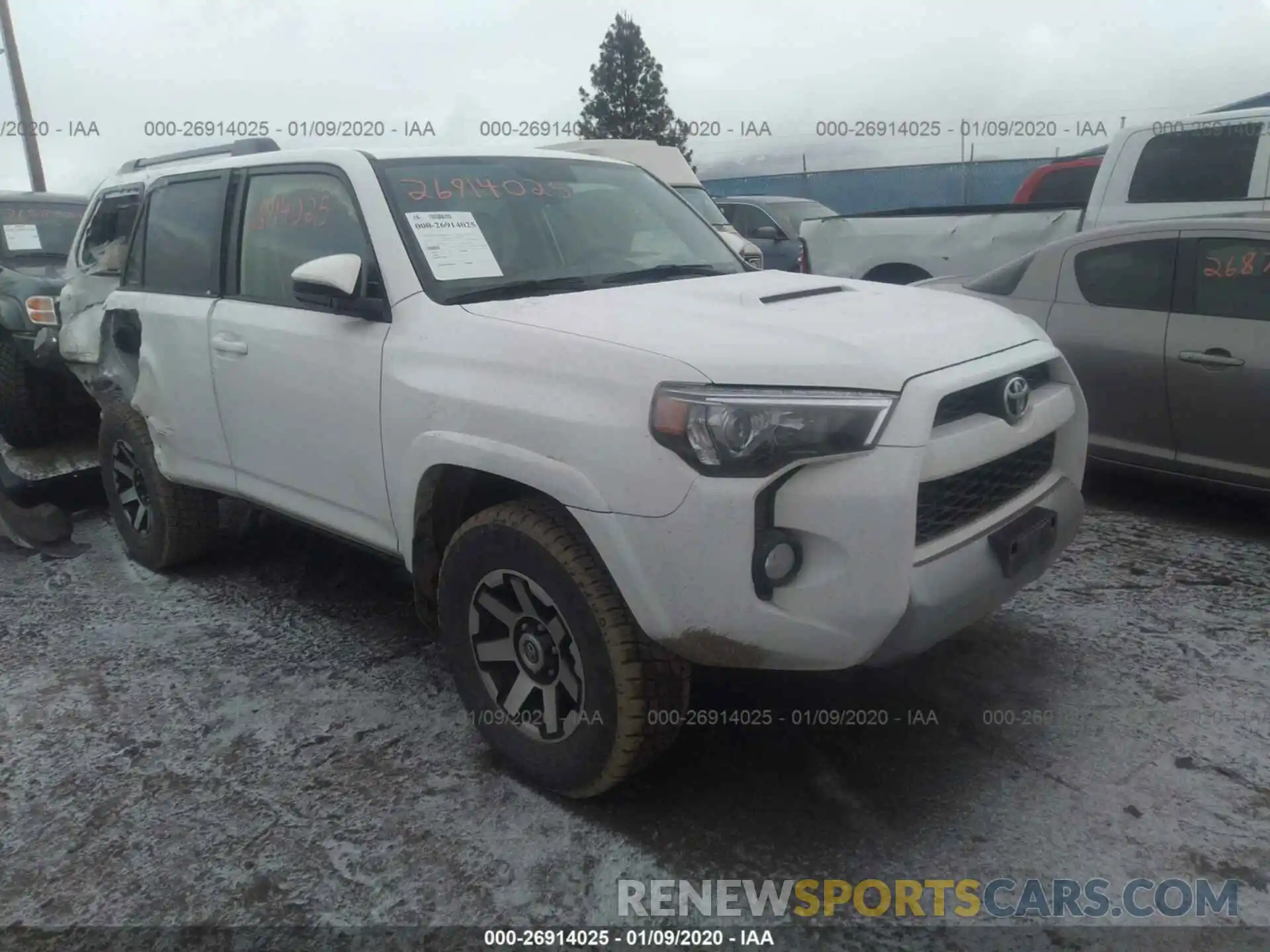 1 Photograph of a damaged car JTEBU5JR8K5671957 TOYOTA 4RUNNER 2019