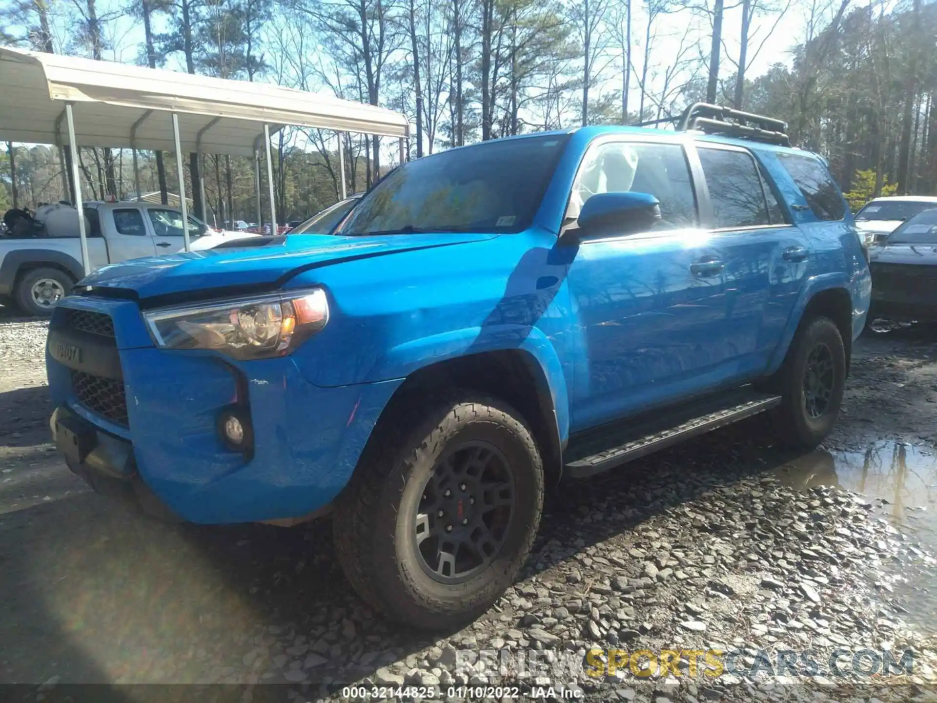 2 Photograph of a damaged car JTEBU5JR8K5675426 TOYOTA 4RUNNER 2019