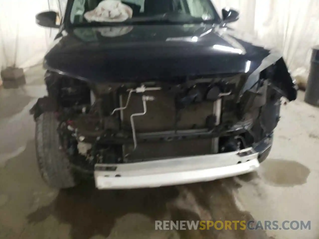 9 Photograph of a damaged car JTEBU5JR8K5678391 TOYOTA 4RUNNER 2019