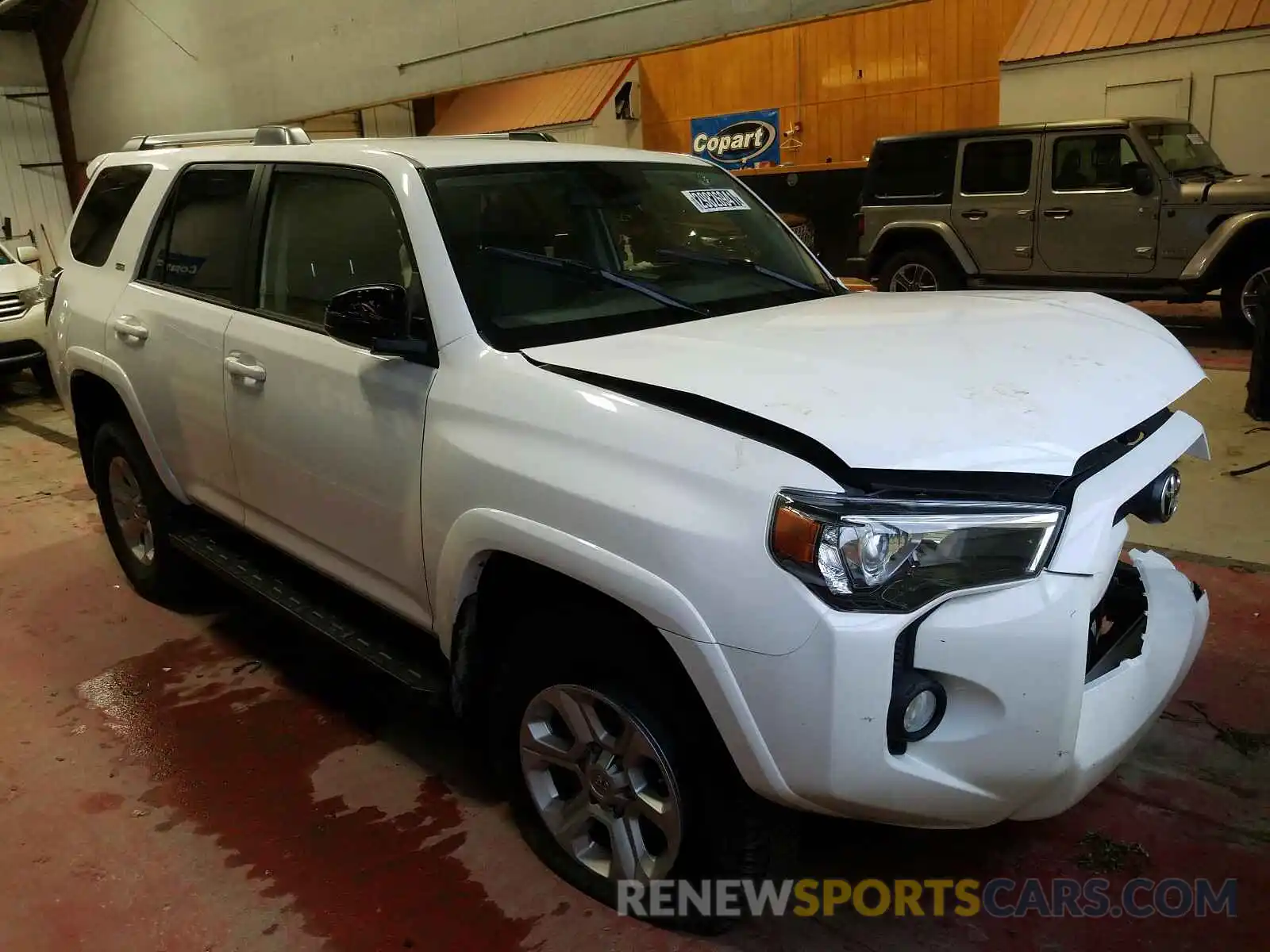 1 Photograph of a damaged car JTEBU5JR8K5680268 TOYOTA 4RUNNER 2019