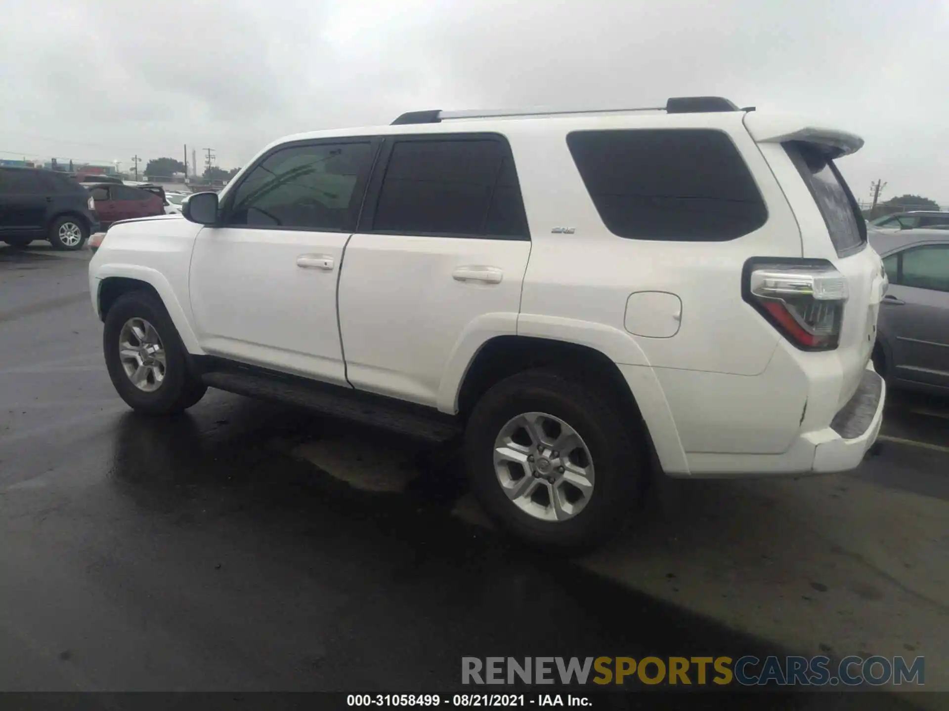 3 Photograph of a damaged car JTEBU5JR8K5681632 TOYOTA 4RUNNER 2019