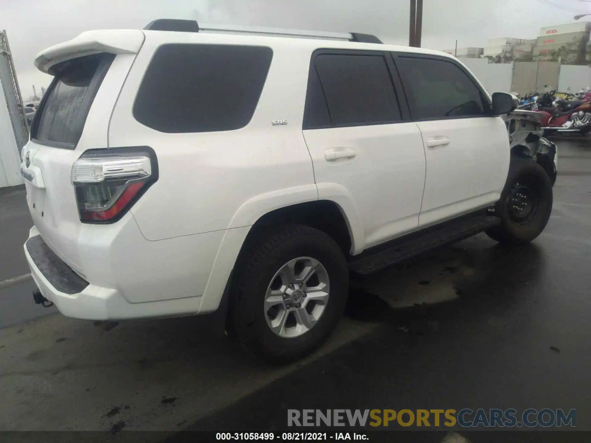 4 Фотография поврежденного автомобиля JTEBU5JR8K5681632 TOYOTA 4RUNNER 2019