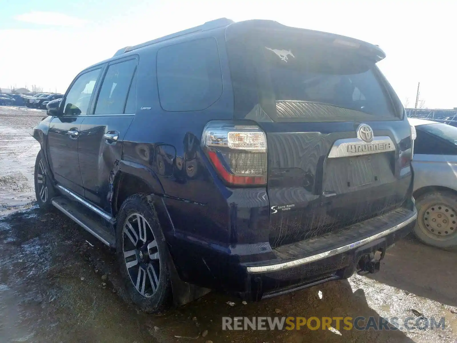 3 Photograph of a damaged car JTEBU5JR8K5683557 TOYOTA 4RUNNER 2019