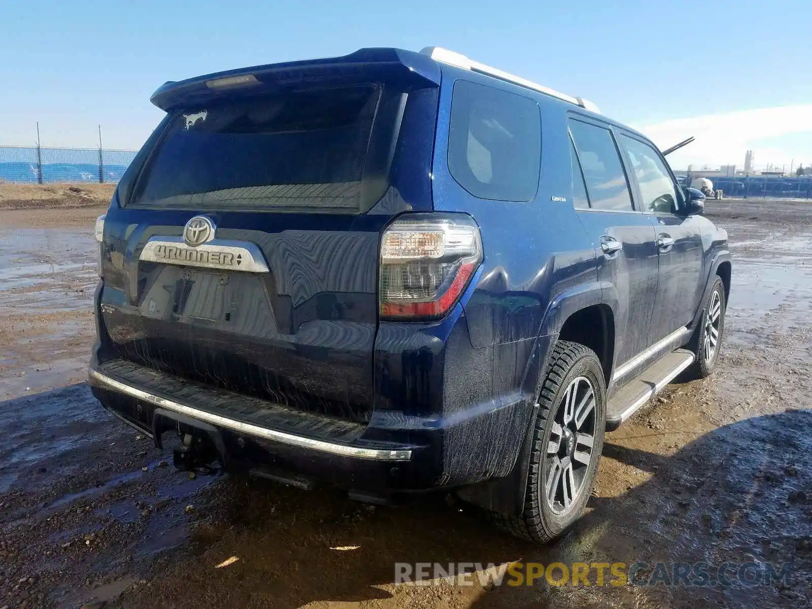 4 Фотография поврежденного автомобиля JTEBU5JR8K5683557 TOYOTA 4RUNNER 2019