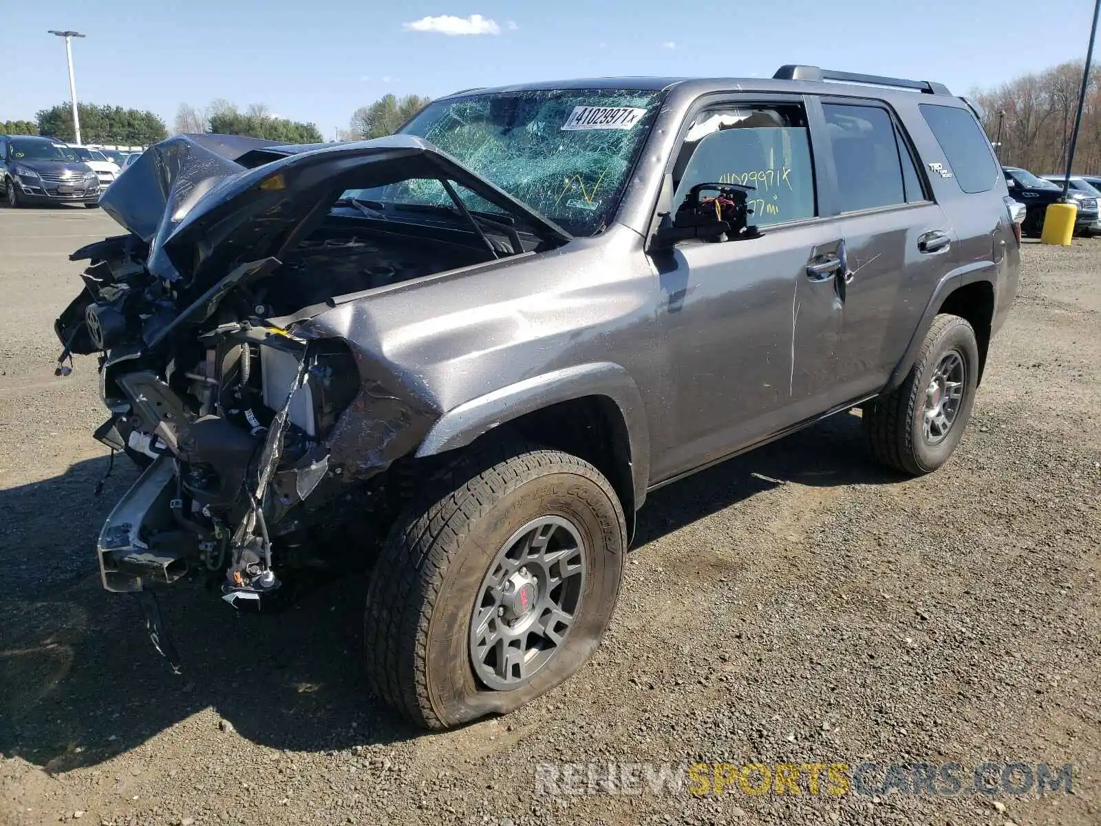 2 Photograph of a damaged car JTEBU5JR8K5685423 TOYOTA 4RUNNER 2019