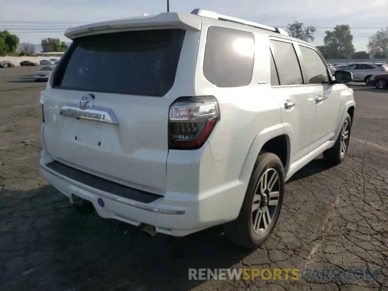 4 Photograph of a damaged car JTEBU5JR8K5687303 TOYOTA 4RUNNER 2019