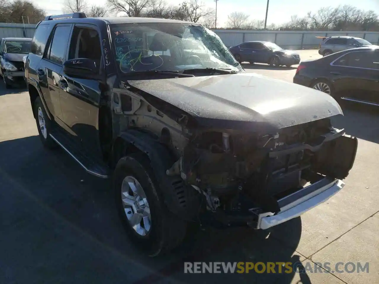 1 Photograph of a damaged car JTEBU5JR8K5688659 TOYOTA 4RUNNER 2019