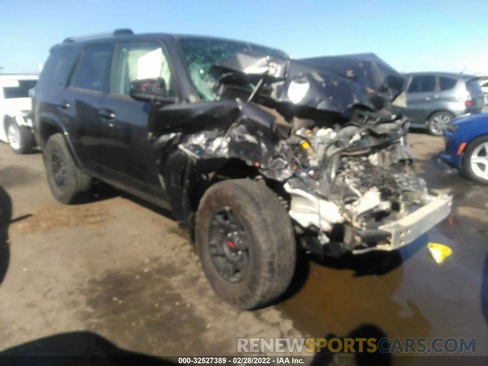 1 Photograph of a damaged car JTEBU5JR8K5688886 TOYOTA 4RUNNER 2019