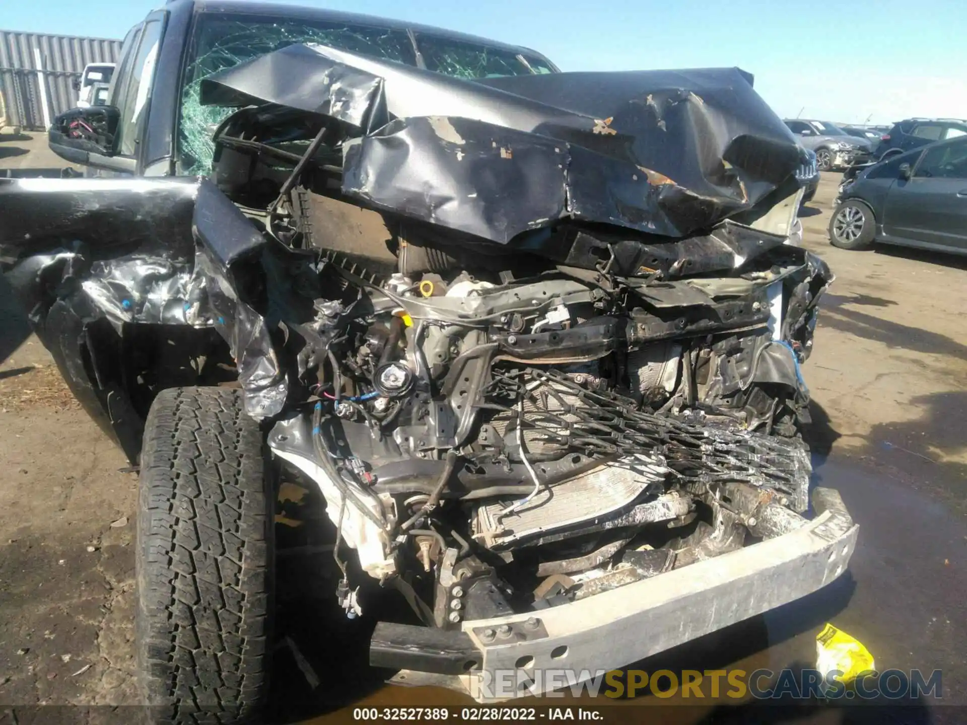 6 Photograph of a damaged car JTEBU5JR8K5688886 TOYOTA 4RUNNER 2019