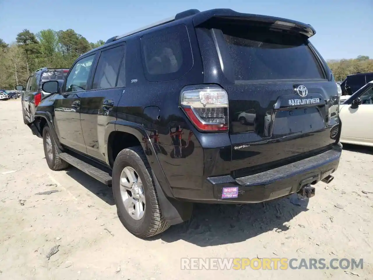 3 Фотография поврежденного автомобиля JTEBU5JR8K5690217 TOYOTA 4RUNNER 2019