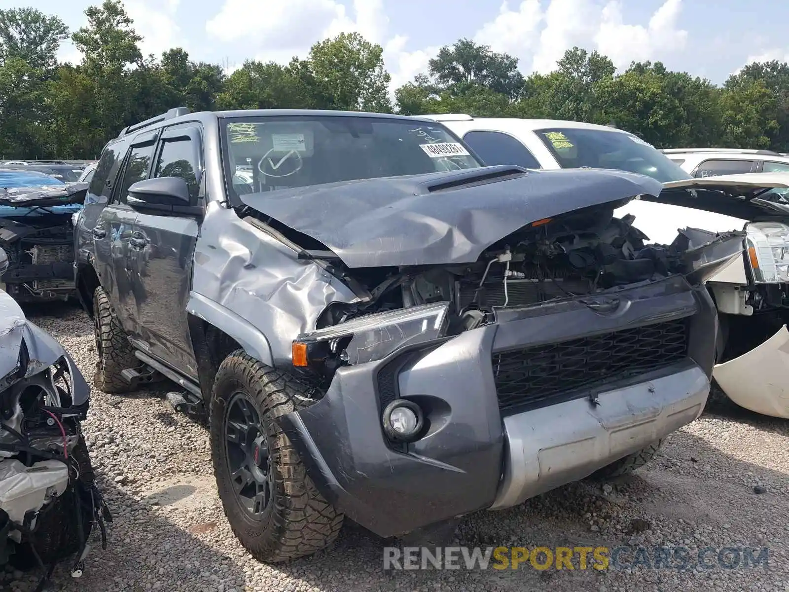 1 Photograph of a damaged car JTEBU5JR8K5699872 TOYOTA 4RUNNER 2019