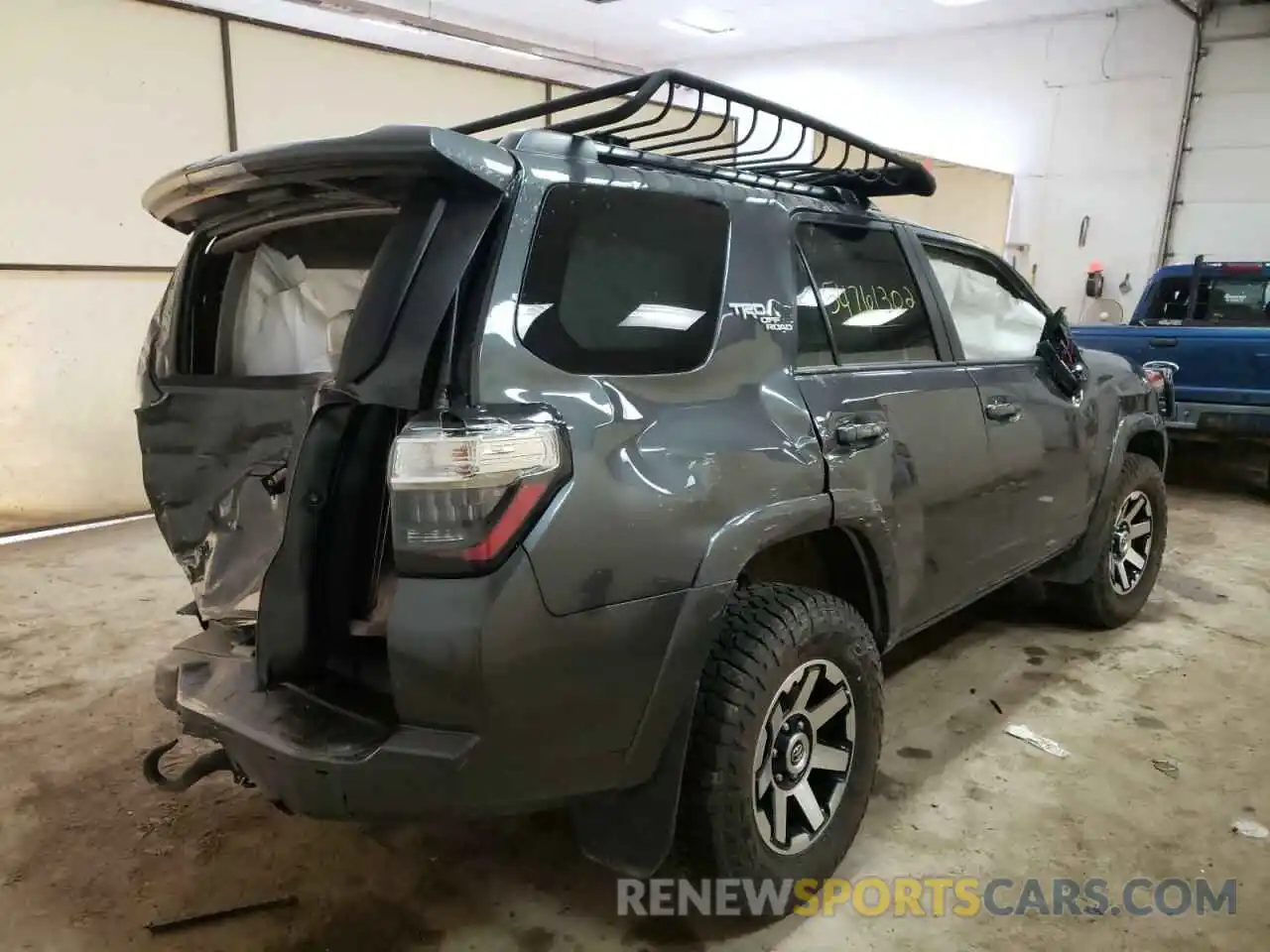 4 Photograph of a damaged car JTEBU5JR8K5704908 TOYOTA 4RUNNER 2019