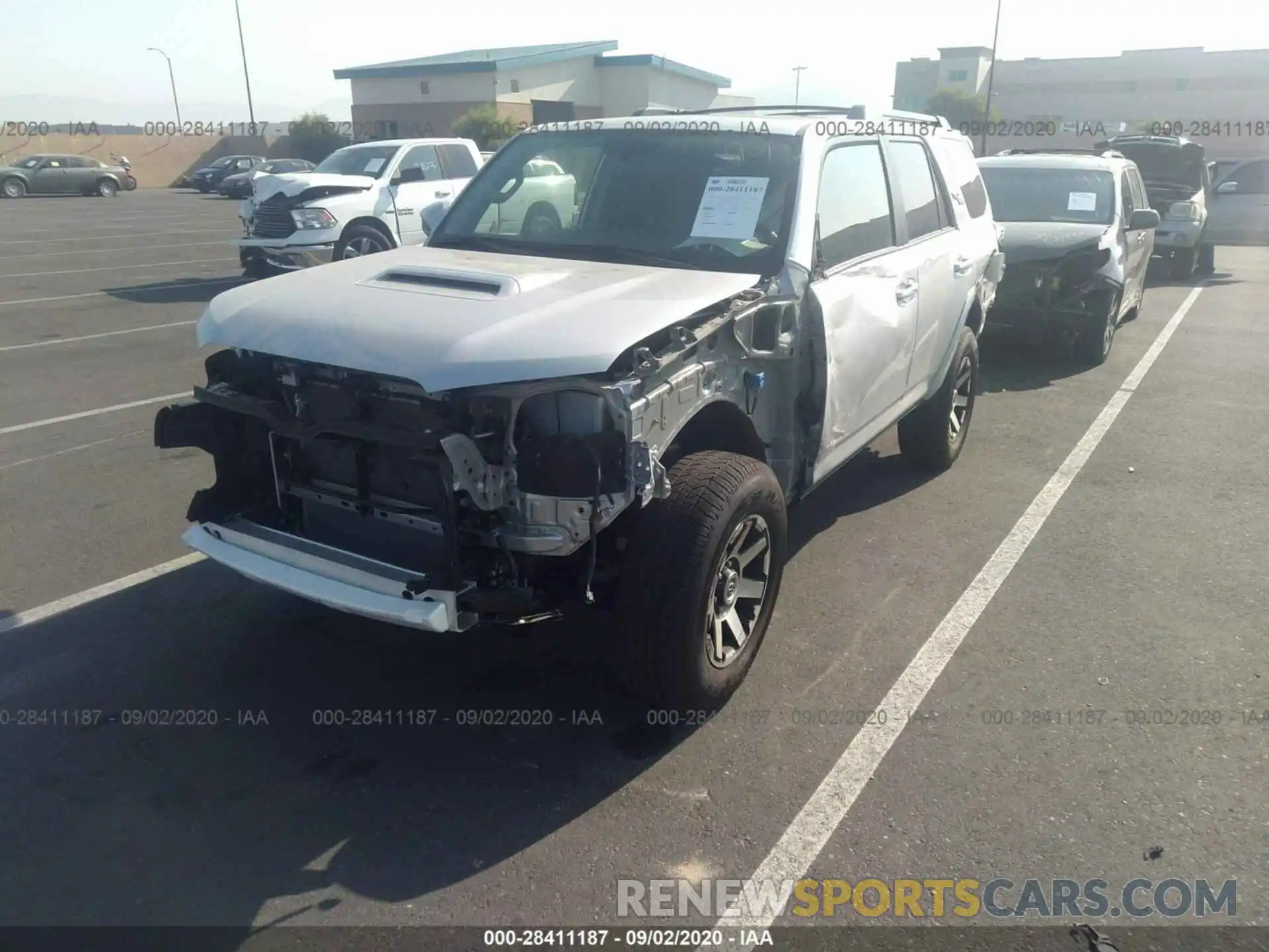 2 Photograph of a damaged car JTEBU5JR8K5711633 TOYOTA 4RUNNER 2019