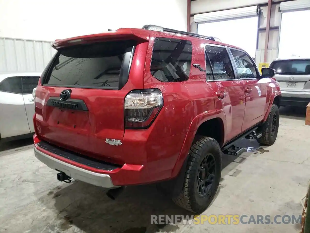 4 Фотография поврежденного автомобиля JTEBU5JR8K5711888 TOYOTA 4RUNNER 2019