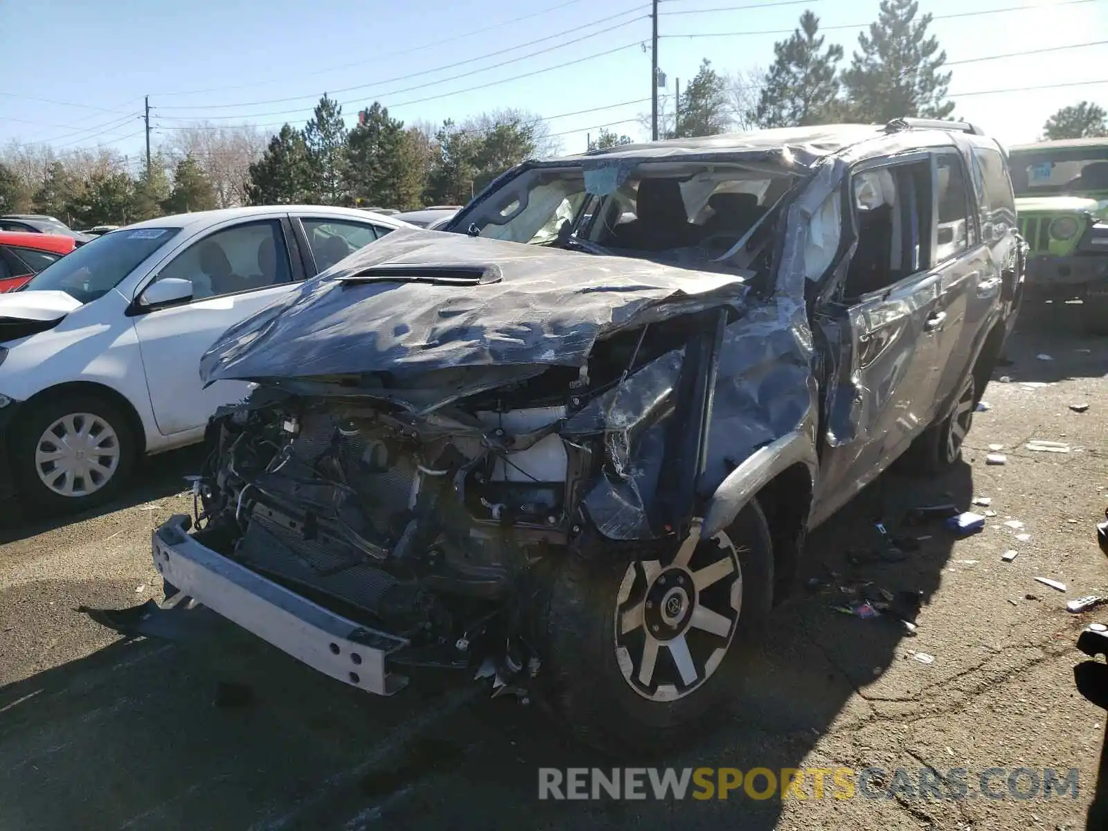 2 Photograph of a damaged car JTEBU5JR8K5713625 TOYOTA 4RUNNER 2019