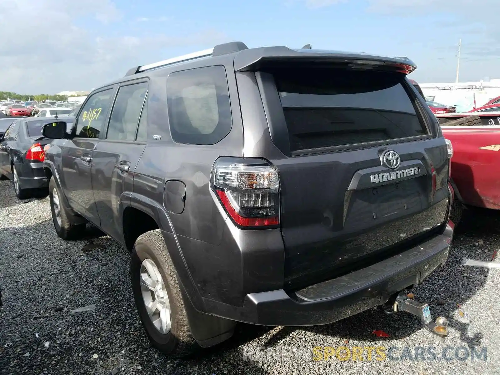 3 Фотография поврежденного автомобиля JTEBU5JR8K5713785 TOYOTA 4RUNNER 2019