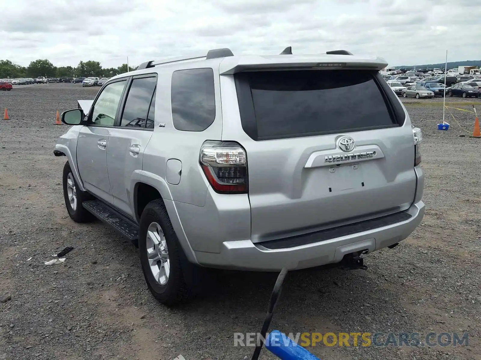 3 Photograph of a damaged car JTEBU5JR8K5716105 TOYOTA 4RUNNER 2019