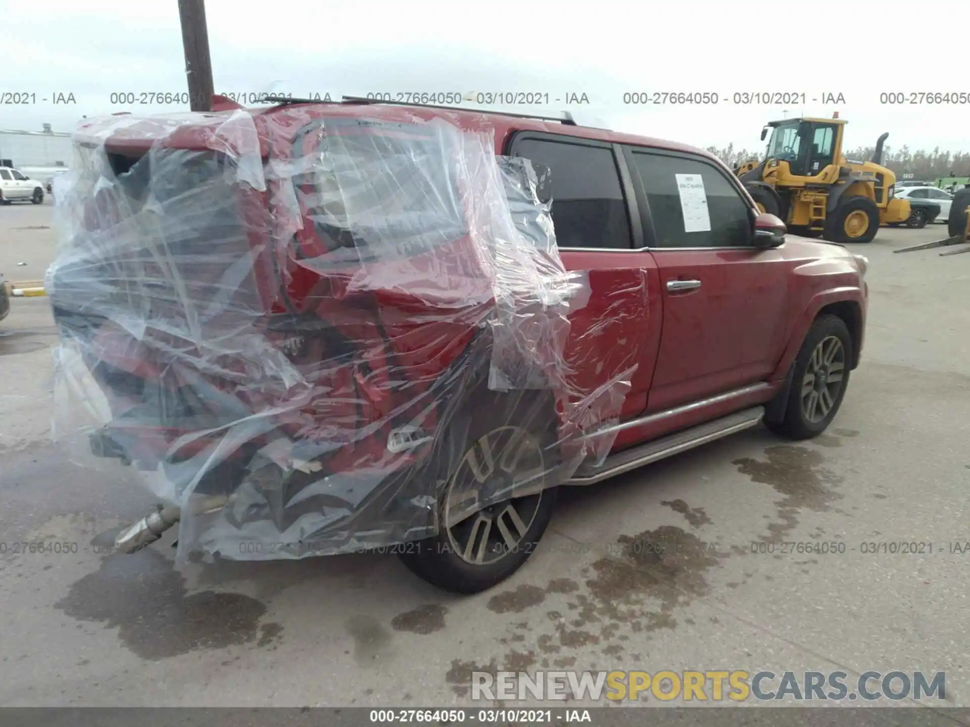 4 Photograph of a damaged car JTEBU5JR8K5722440 TOYOTA 4RUNNER 2019