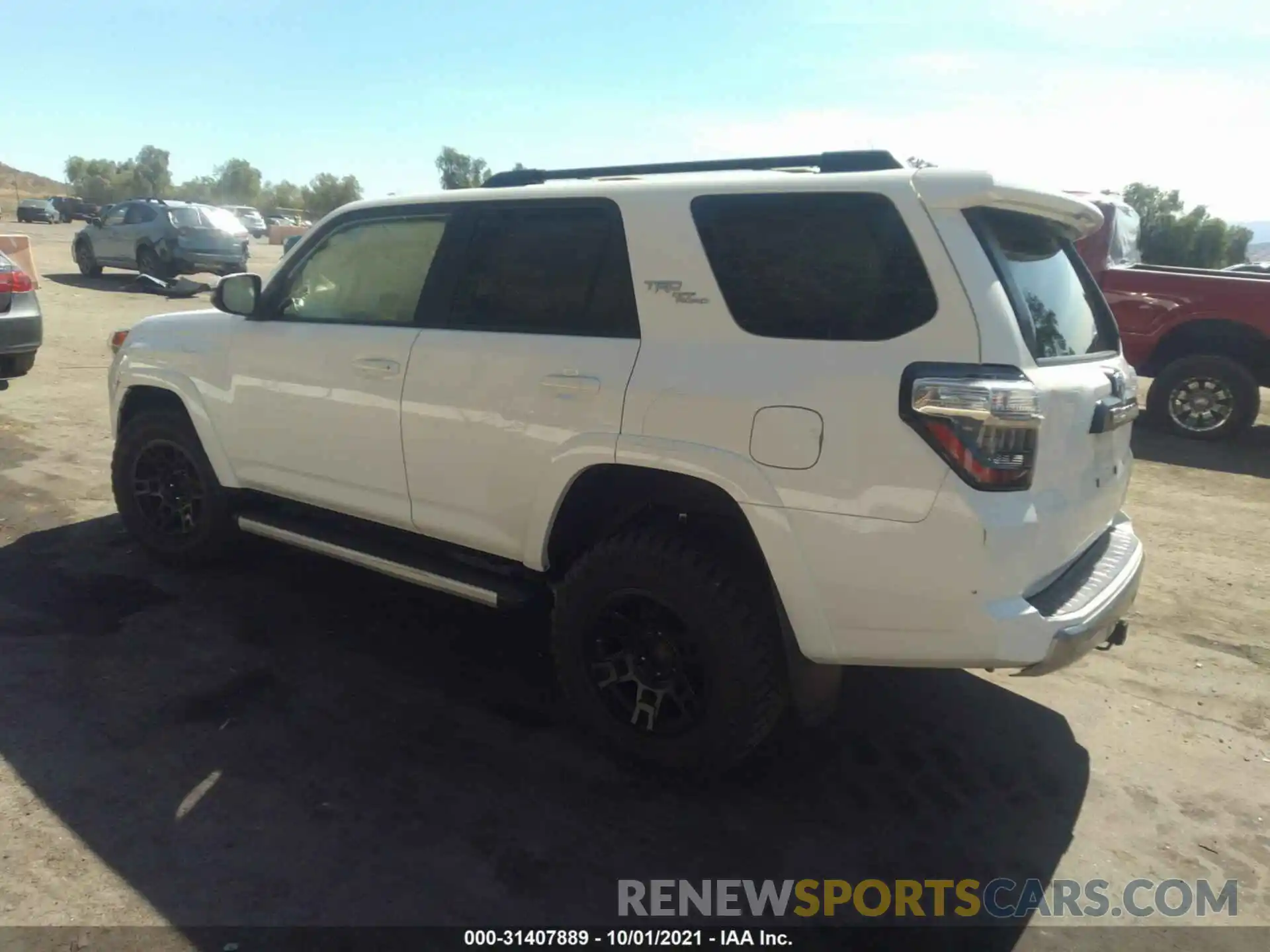 3 Photograph of a damaged car JTEBU5JR8K5723538 TOYOTA 4RUNNER 2019