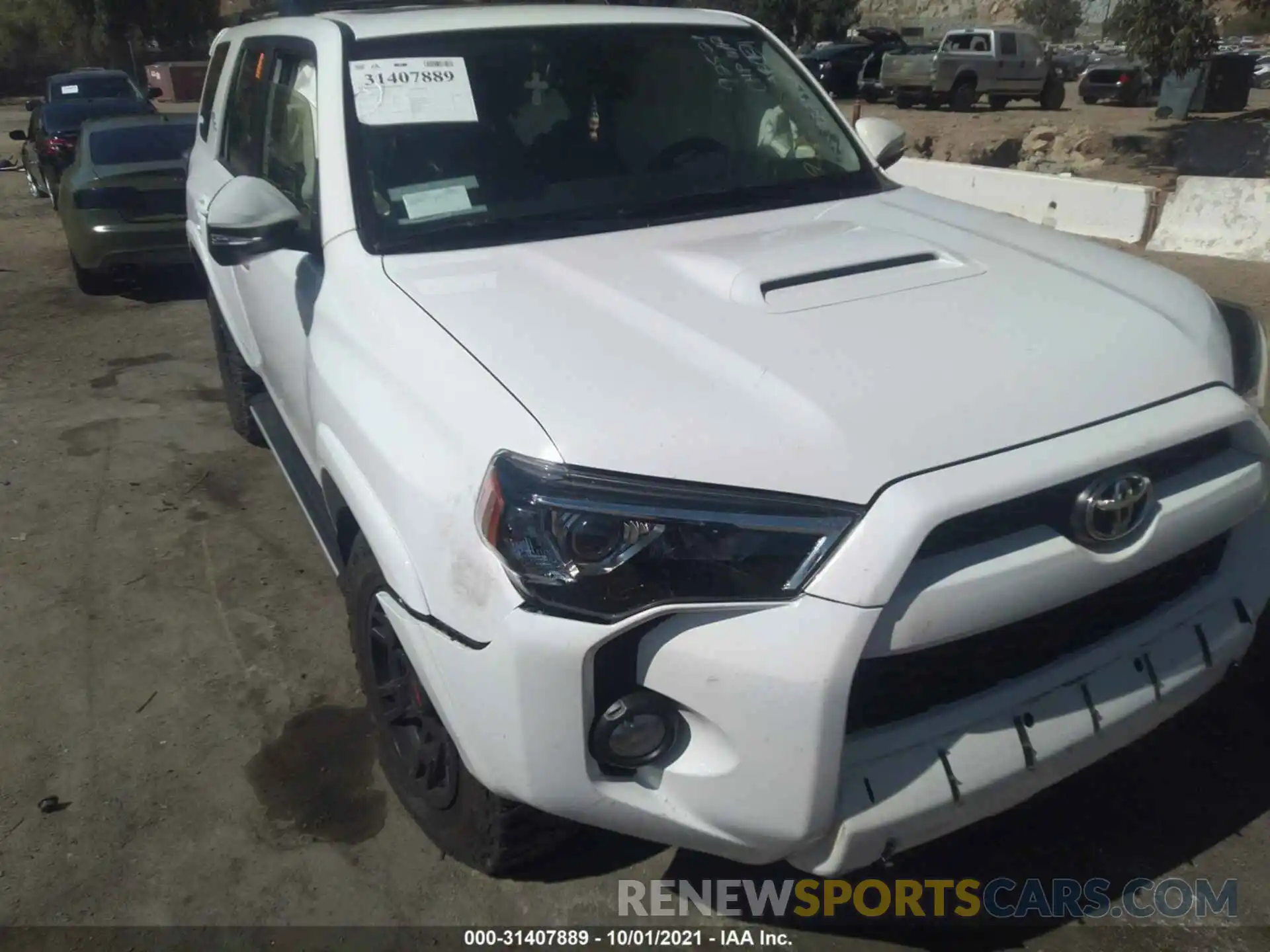 6 Photograph of a damaged car JTEBU5JR8K5723538 TOYOTA 4RUNNER 2019