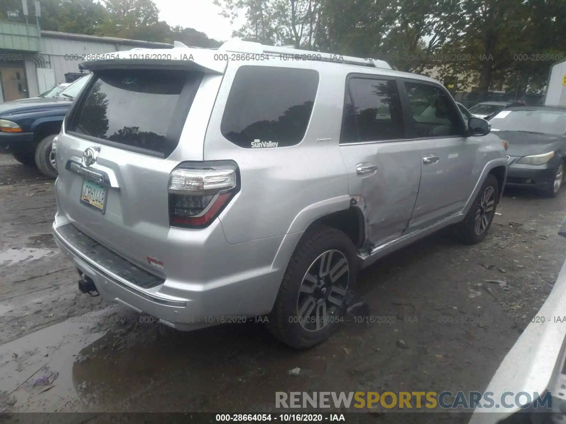 4 Photograph of a damaged car JTEBU5JR8K5723667 TOYOTA 4RUNNER 2019