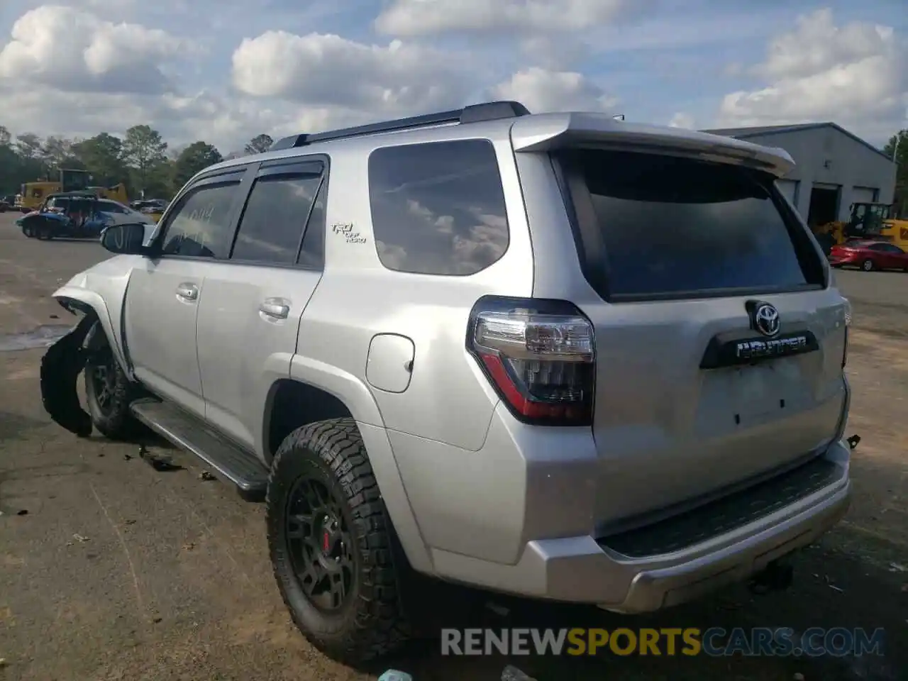 3 Фотография поврежденного автомобиля JTEBU5JR8K5728674 TOYOTA 4RUNNER 2019