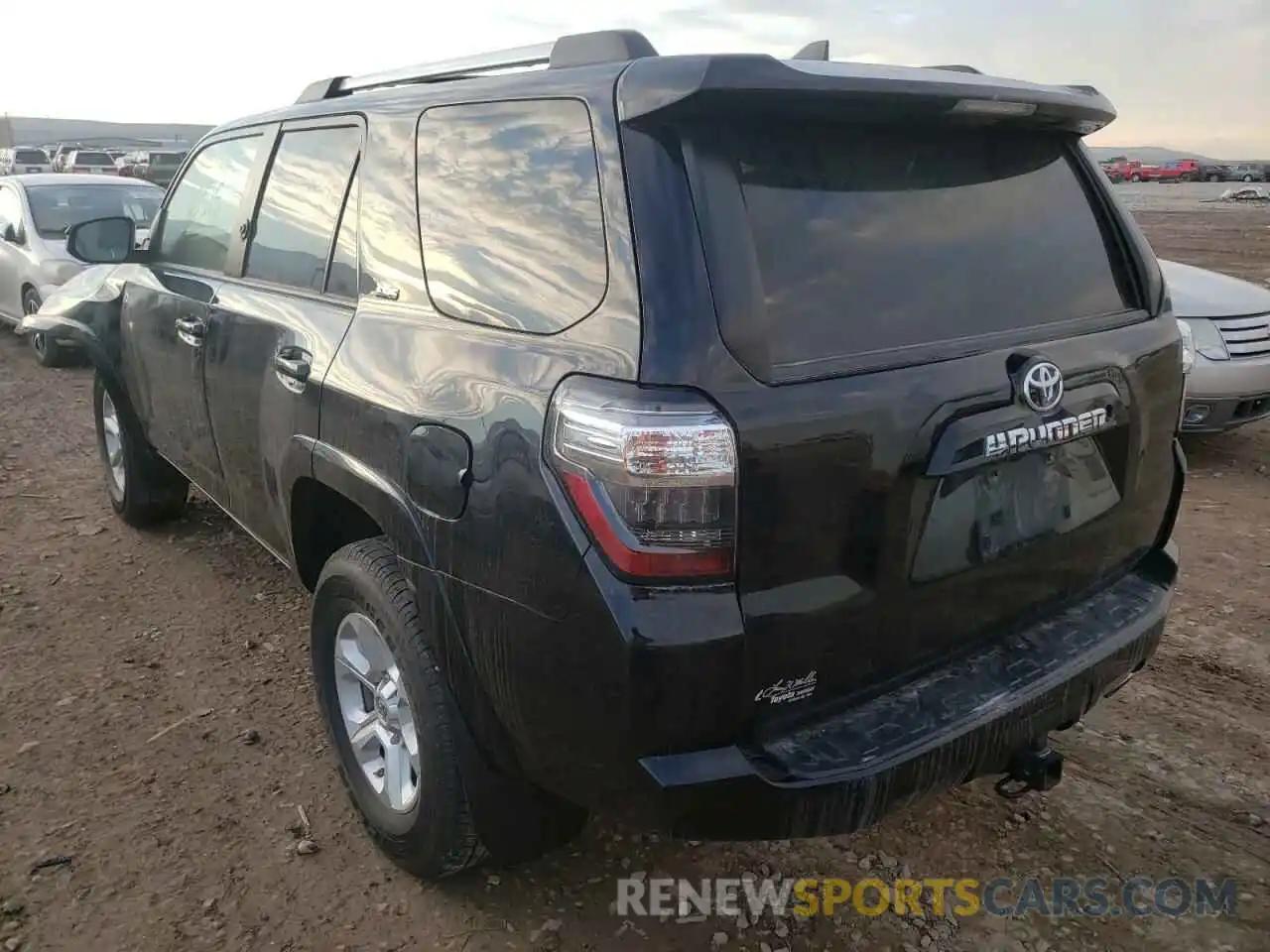 3 Фотография поврежденного автомобиля JTEBU5JR8K5730487 TOYOTA 4RUNNER 2019