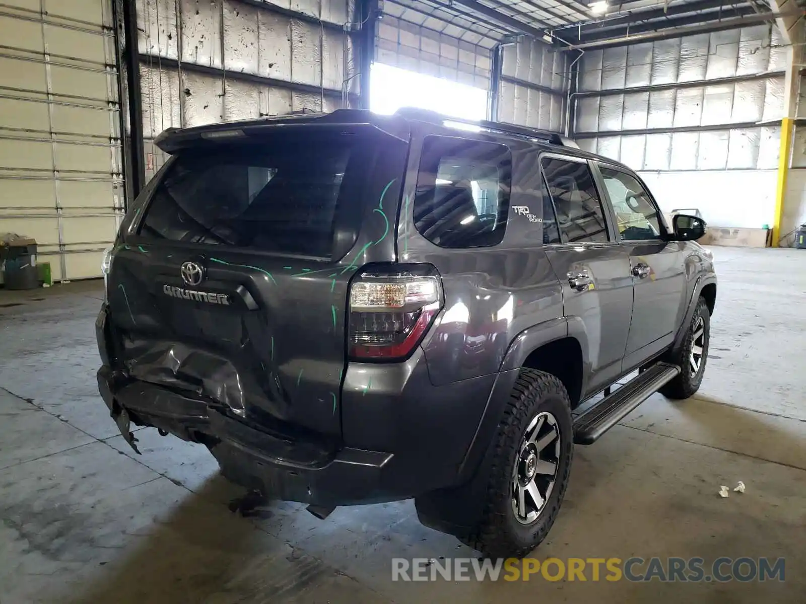 4 Фотография поврежденного автомобиля JTEBU5JR9K5612920 TOYOTA 4RUNNER 2019