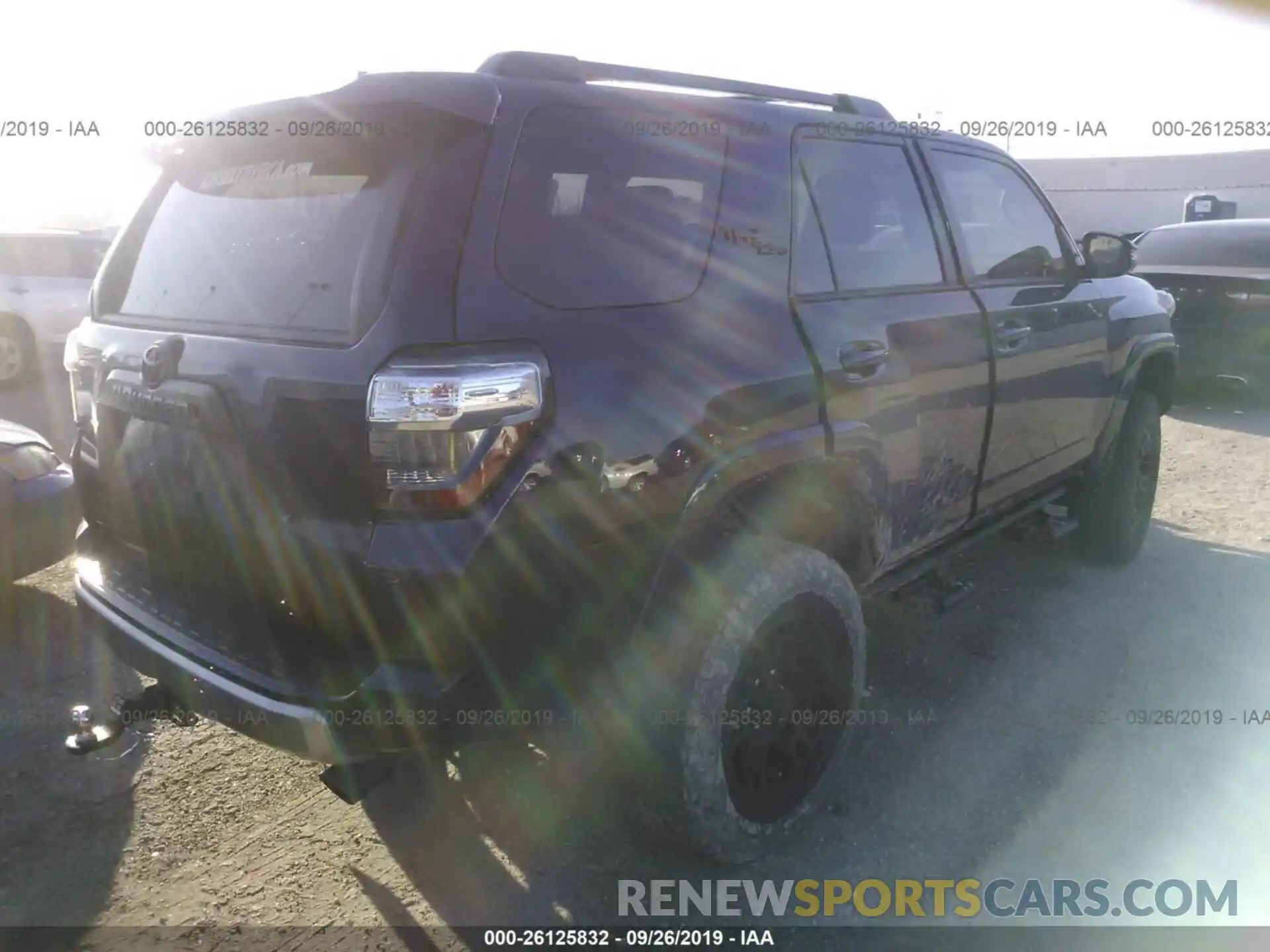 4 Фотография поврежденного автомобиля JTEBU5JR9K5614277 TOYOTA 4RUNNER 2019