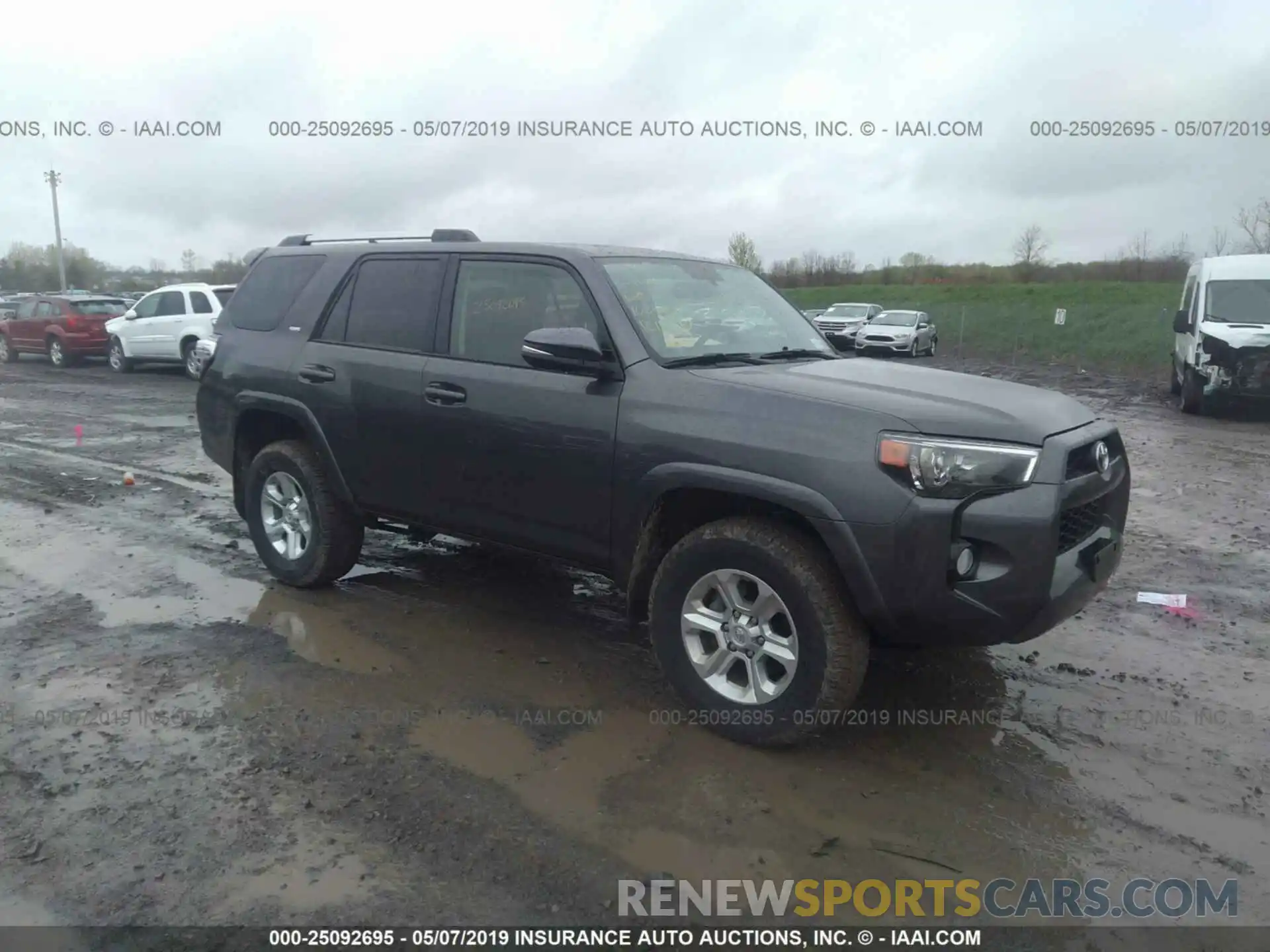 1 Photograph of a damaged car JTEBU5JR9K5614795 TOYOTA 4RUNNER 2019