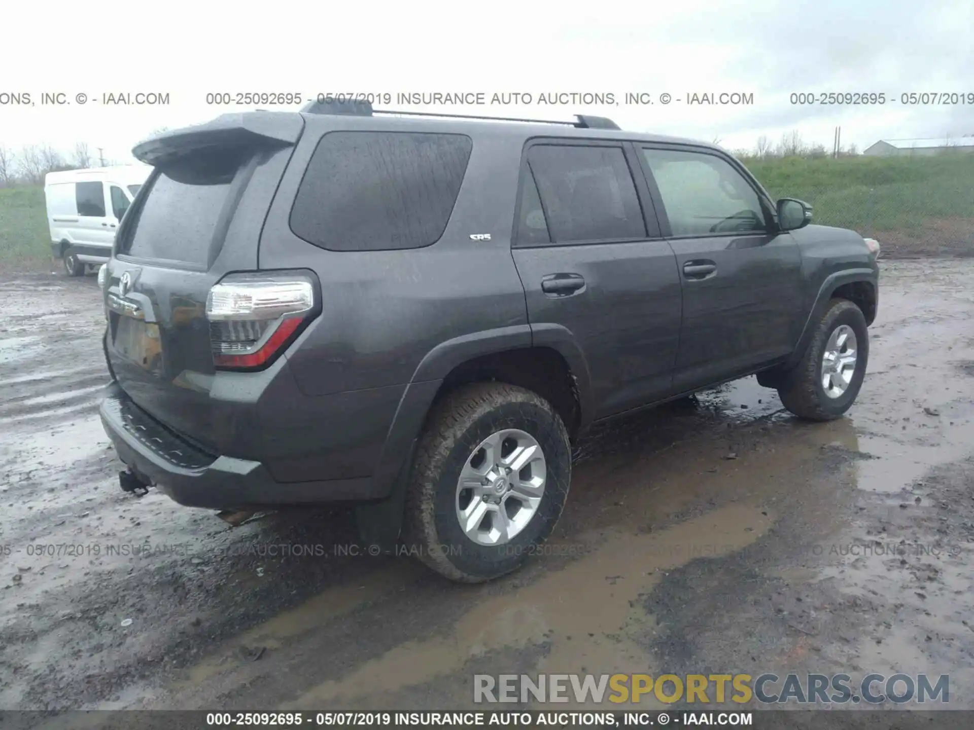 4 Photograph of a damaged car JTEBU5JR9K5614795 TOYOTA 4RUNNER 2019