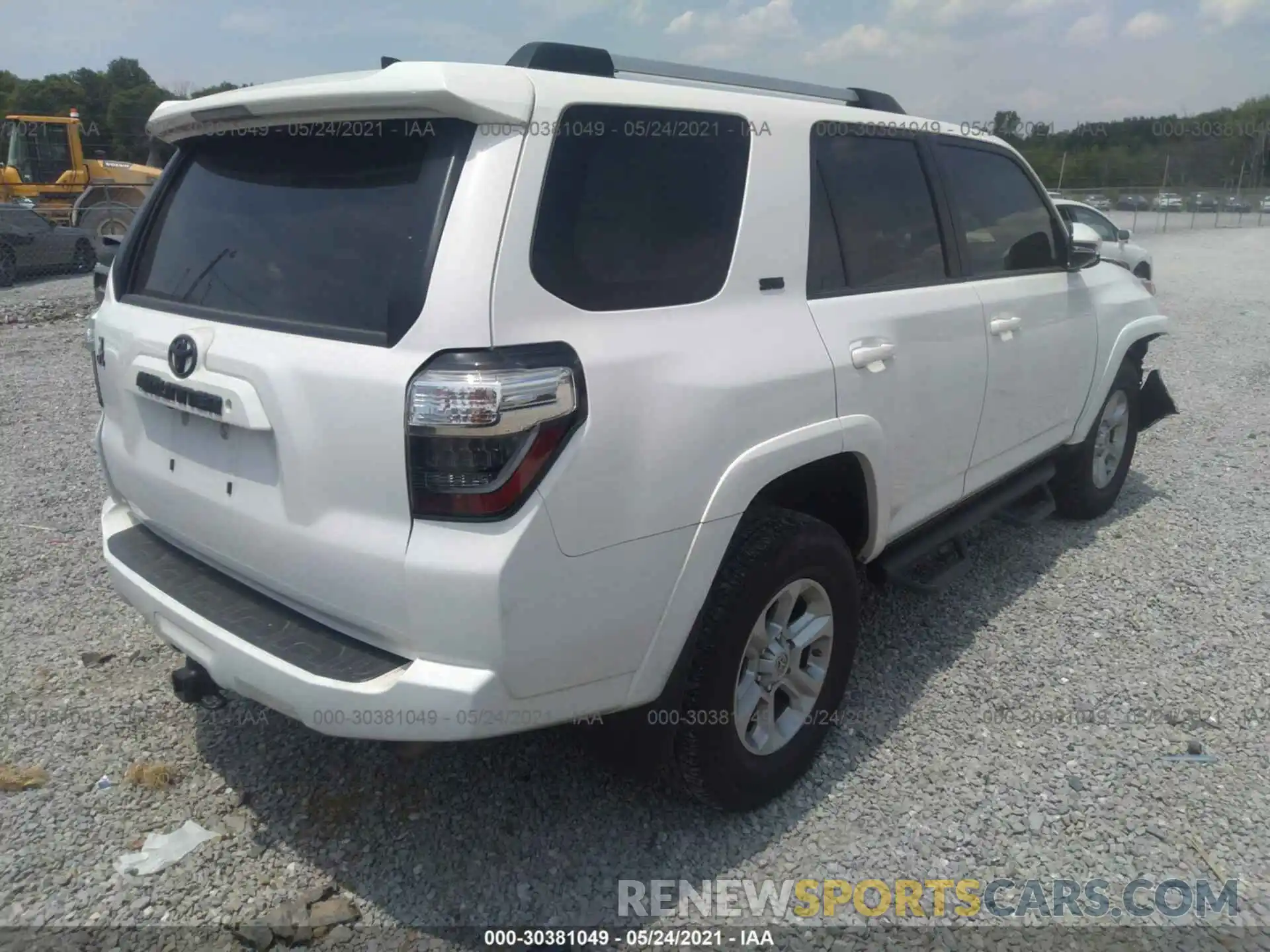 4 Фотография поврежденного автомобиля JTEBU5JR9K5617986 TOYOTA 4RUNNER 2019