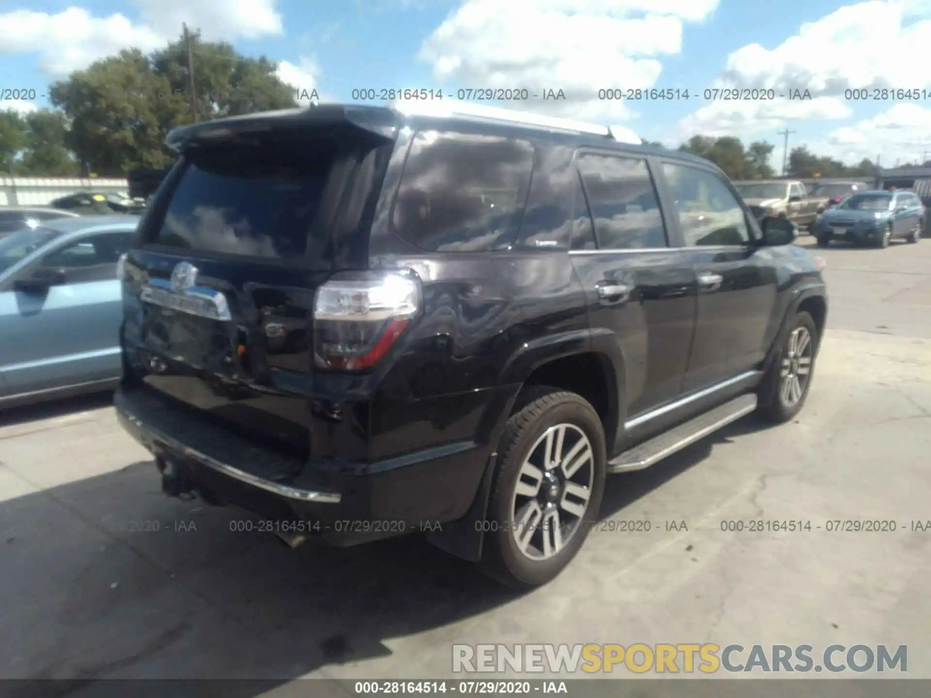 4 Фотография поврежденного автомобиля JTEBU5JR9K5621018 TOYOTA 4RUNNER 2019