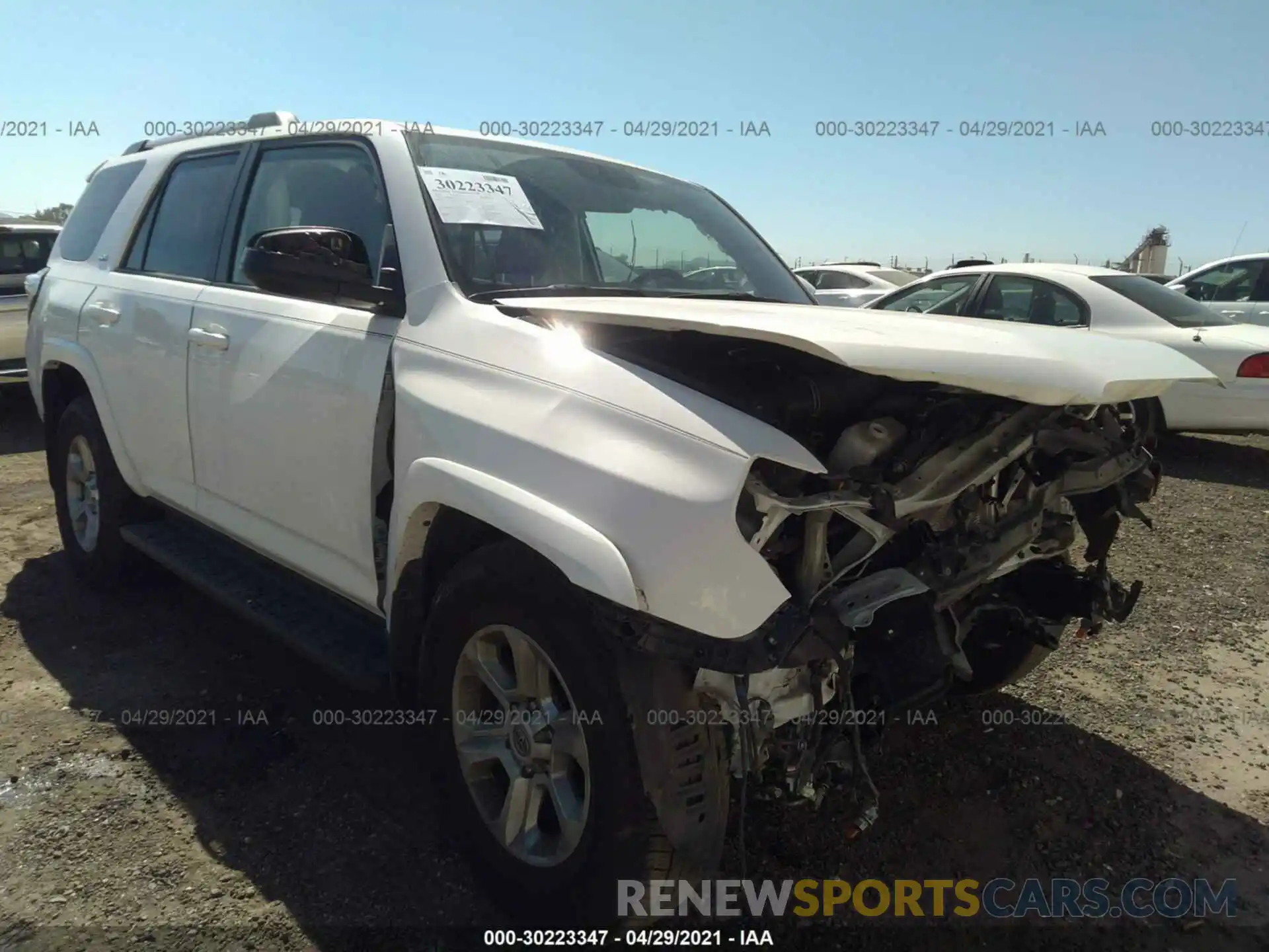 1 Photograph of a damaged car JTEBU5JR9K5623674 TOYOTA 4RUNNER 2019