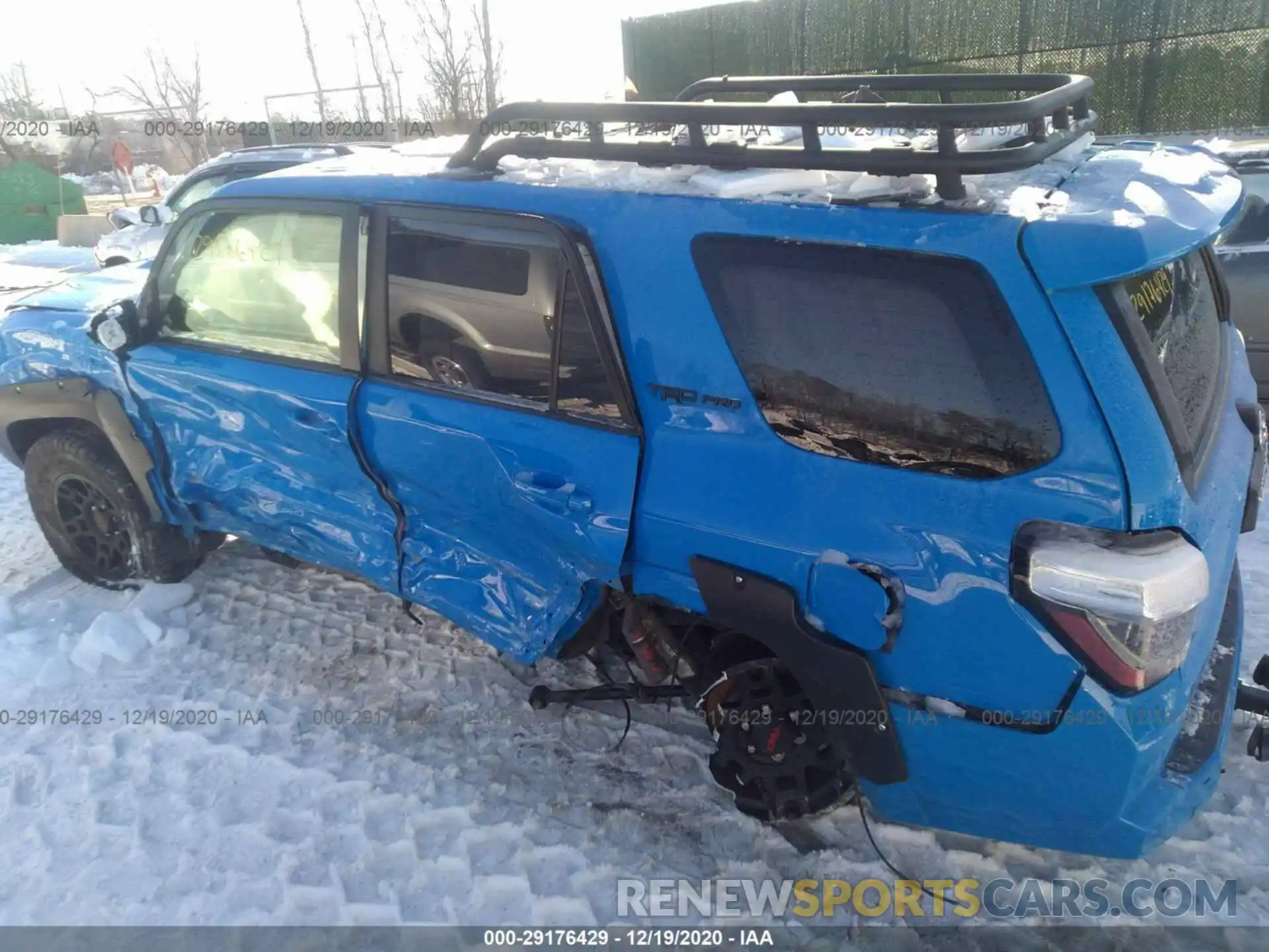 6 Photograph of a damaged car JTEBU5JR9K5627997 TOYOTA 4RUNNER 2019