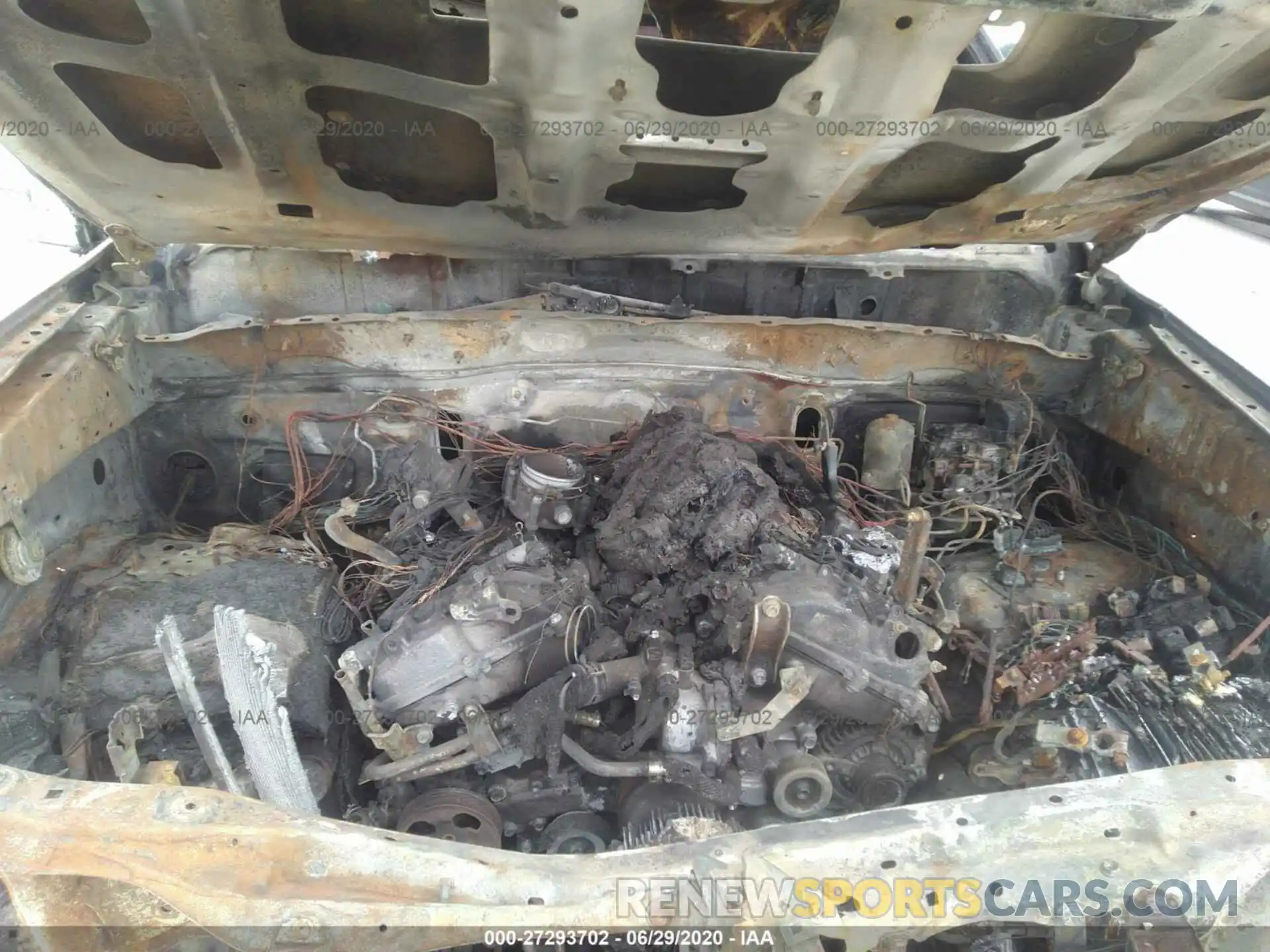 10 Photograph of a damaged car JTEBU5JR9K5629233 TOYOTA 4RUNNER 2019