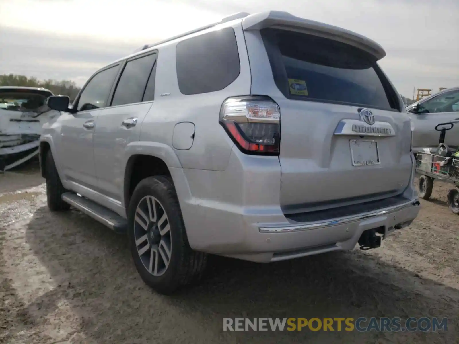 3 Фотография поврежденного автомобиля JTEBU5JR9K5629913 TOYOTA 4RUNNER 2019