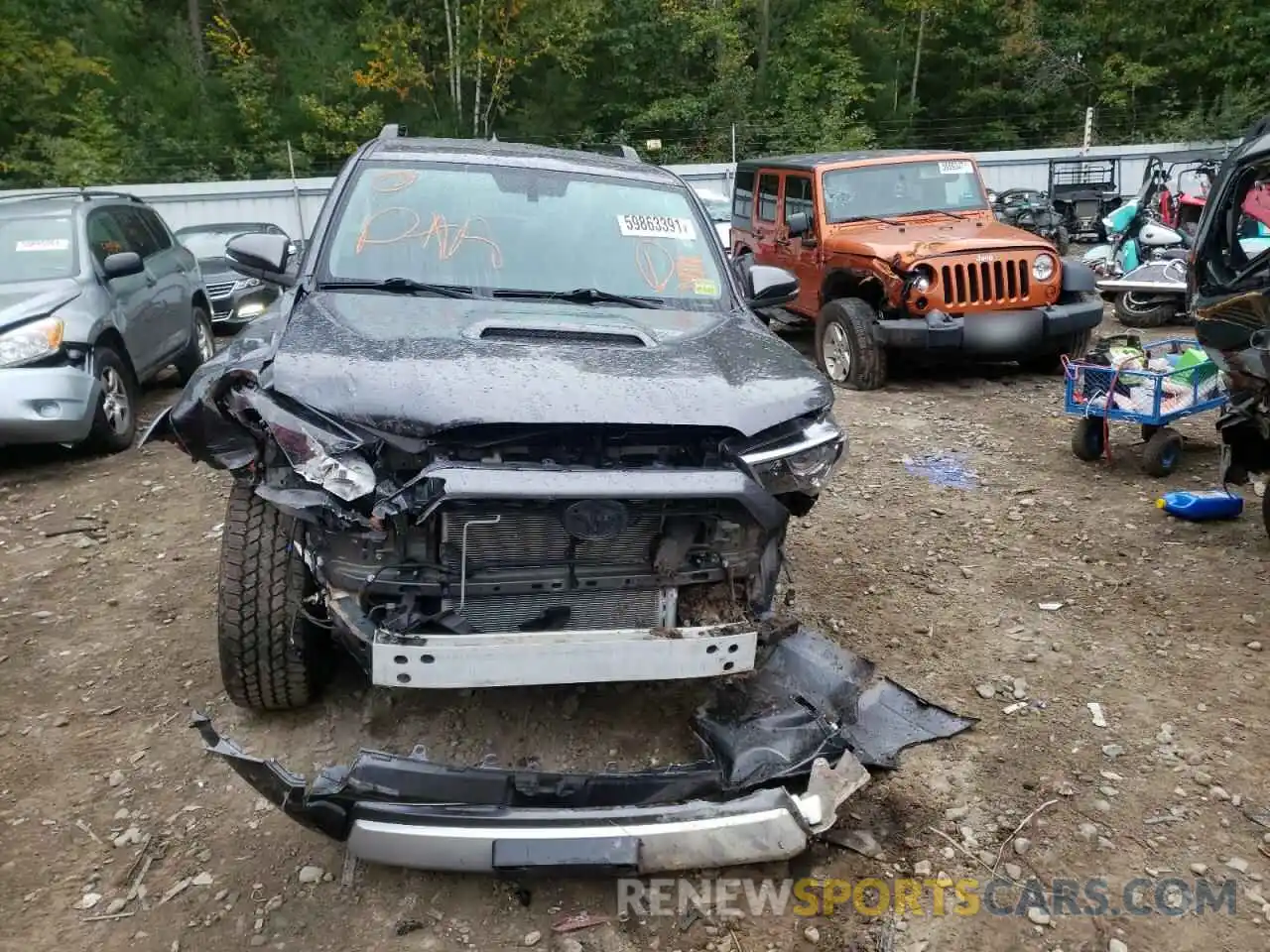 9 Photograph of a damaged car JTEBU5JR9K5631662 TOYOTA 4RUNNER 2019