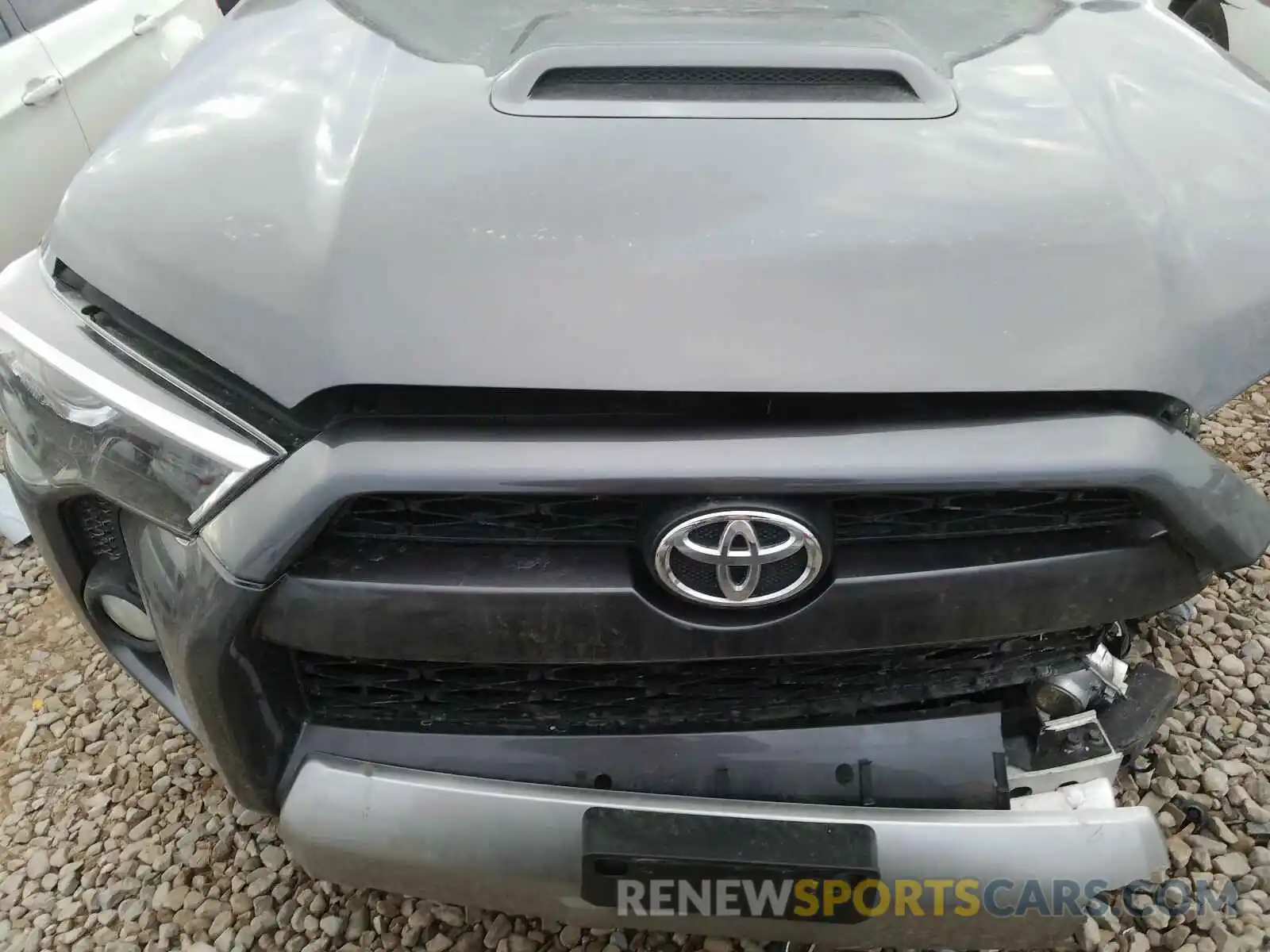 7 Photograph of a damaged car JTEBU5JR9K5632925 TOYOTA 4RUNNER 2019