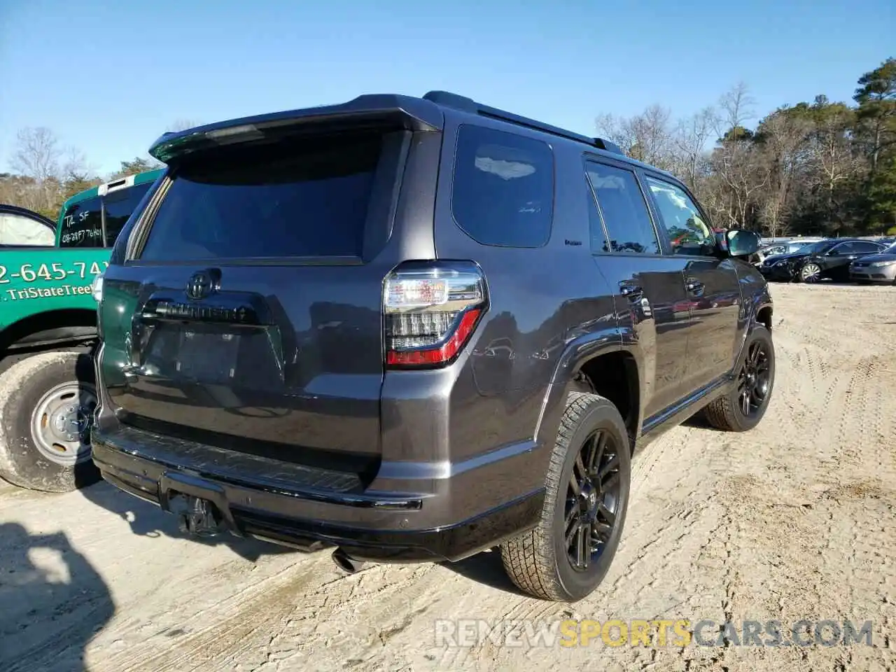 4 Фотография поврежденного автомобиля JTEBU5JR9K5642614 TOYOTA 4RUNNER 2019