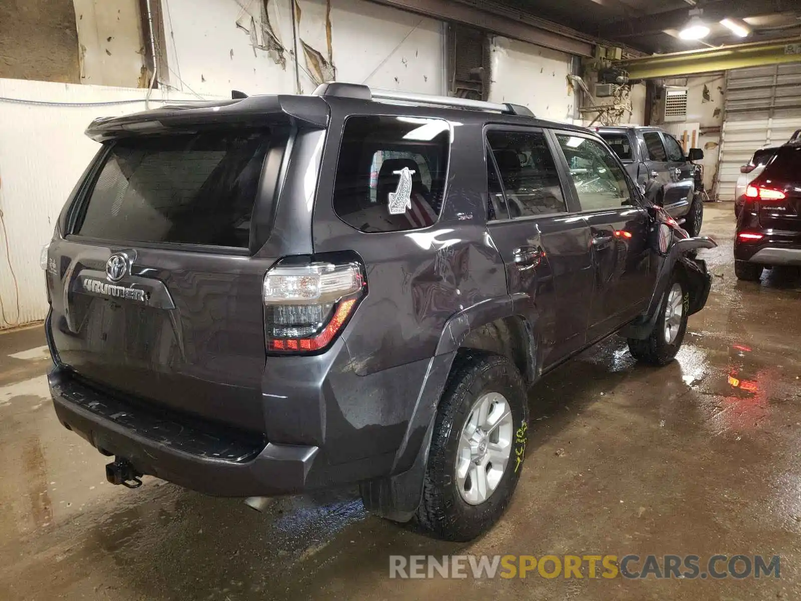 4 Photograph of a damaged car JTEBU5JR9K5643066 TOYOTA 4RUNNER 2019