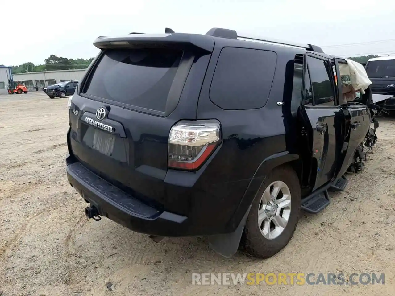 4 Photograph of a damaged car JTEBU5JR9K5643584 TOYOTA 4RUNNER 2019