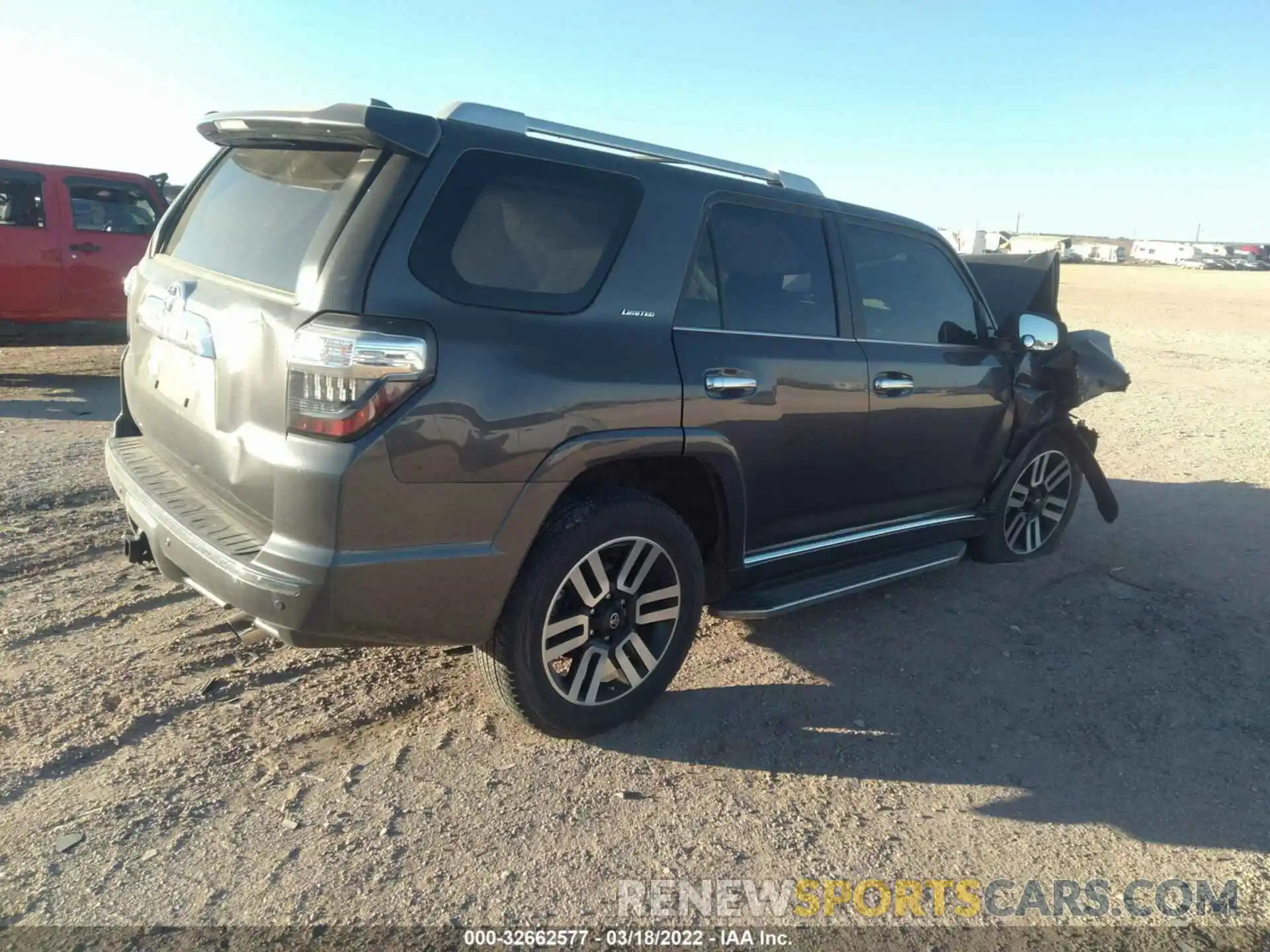 4 Фотография поврежденного автомобиля JTEBU5JR9K5643696 TOYOTA 4RUNNER 2019