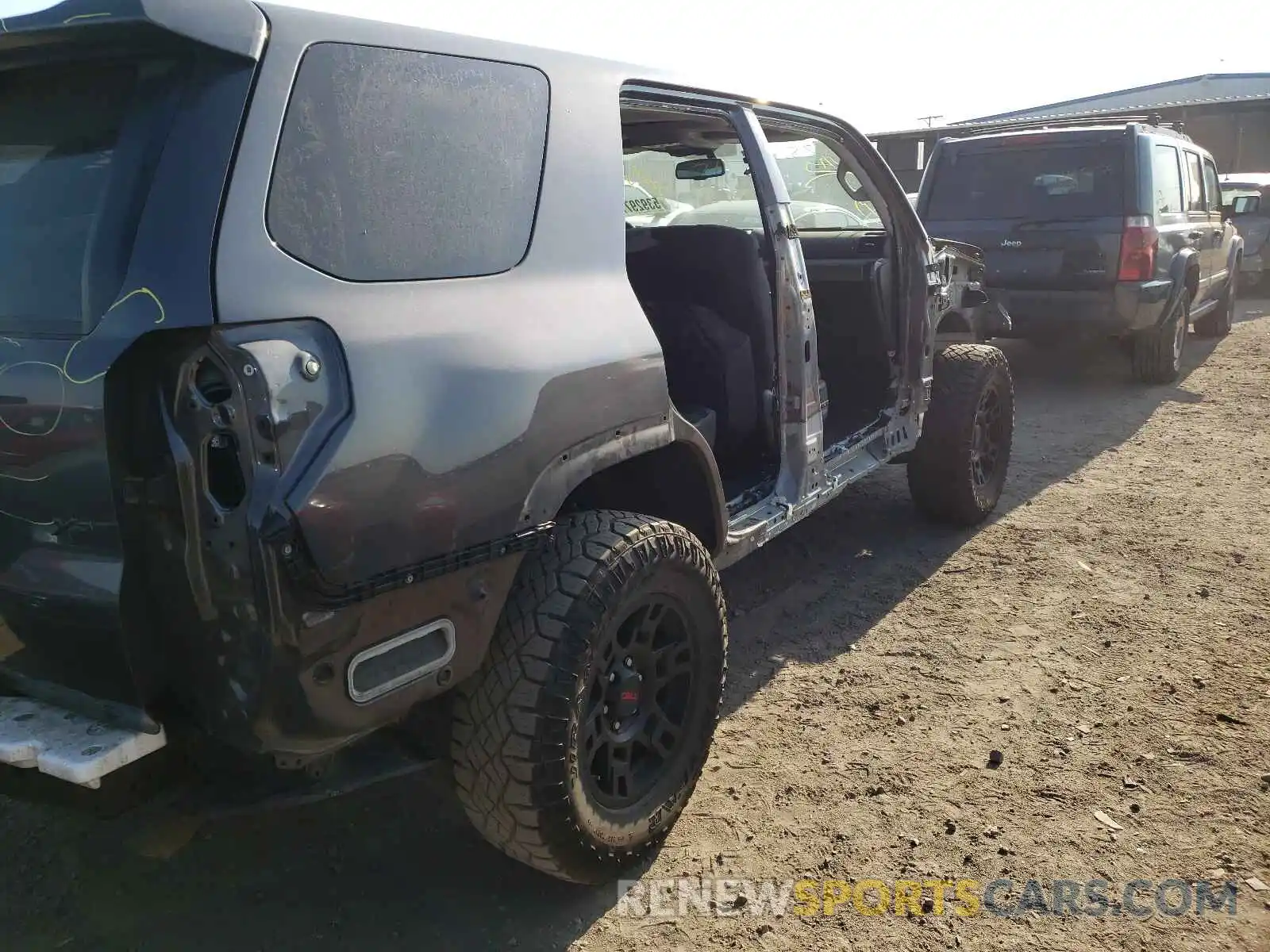 9 Фотография поврежденного автомобиля JTEBU5JR9K5646355 TOYOTA 4RUNNER 2019