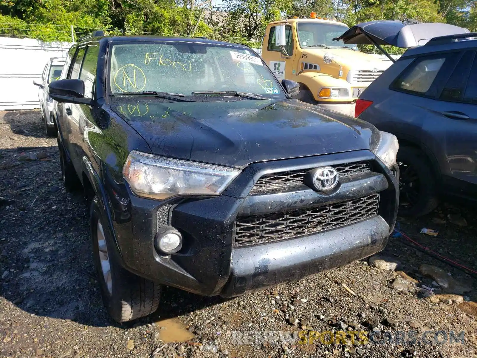 1 Photograph of a damaged car JTEBU5JR9K5647120 TOYOTA 4RUNNER 2019