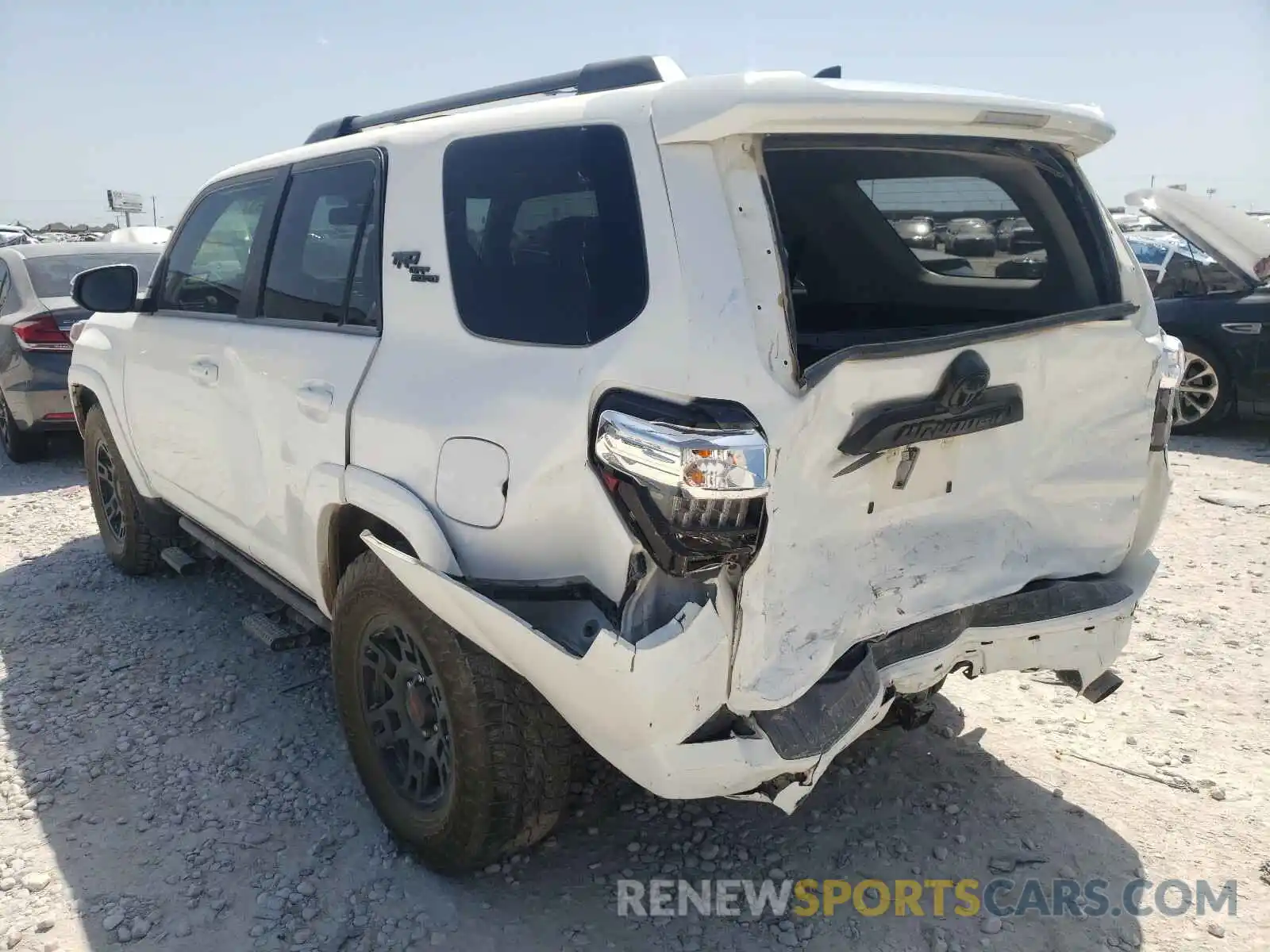 3 Photograph of a damaged car JTEBU5JR9K5647991 TOYOTA 4RUNNER 2019