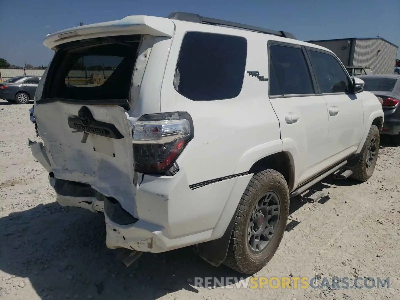 4 Фотография поврежденного автомобиля JTEBU5JR9K5647991 TOYOTA 4RUNNER 2019