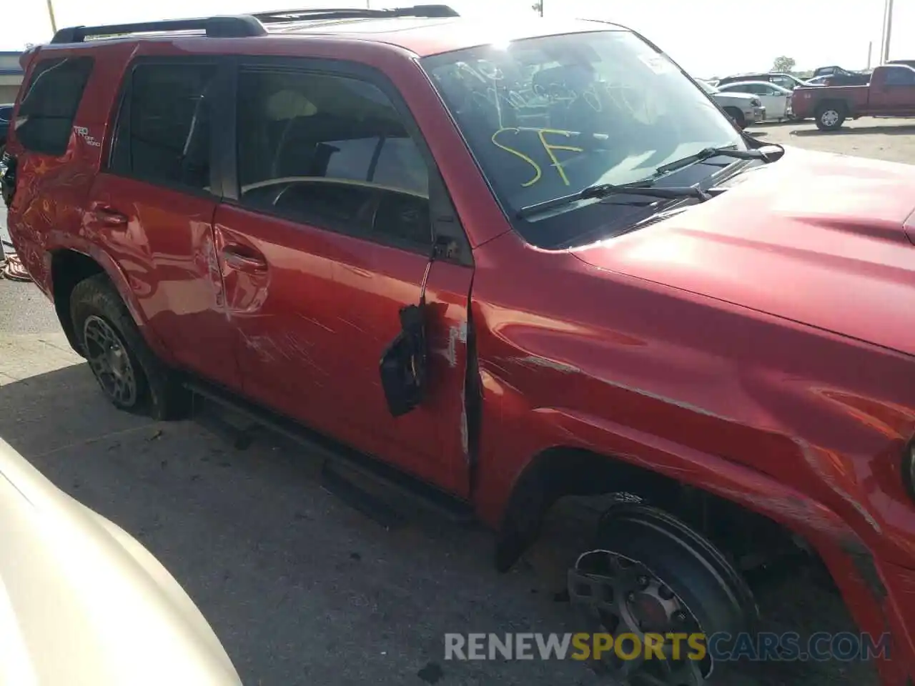 9 Photograph of a damaged car JTEBU5JR9K5649739 TOYOTA 4RUNNER 2019