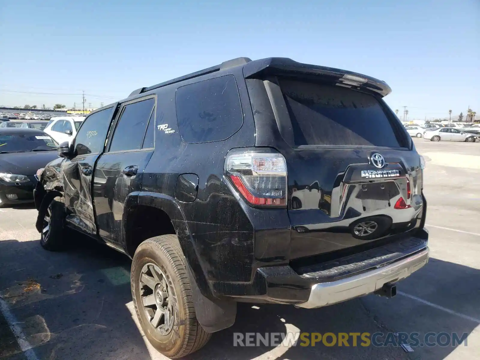 3 Фотография поврежденного автомобиля JTEBU5JR9K5650843 TOYOTA 4RUNNER 2019